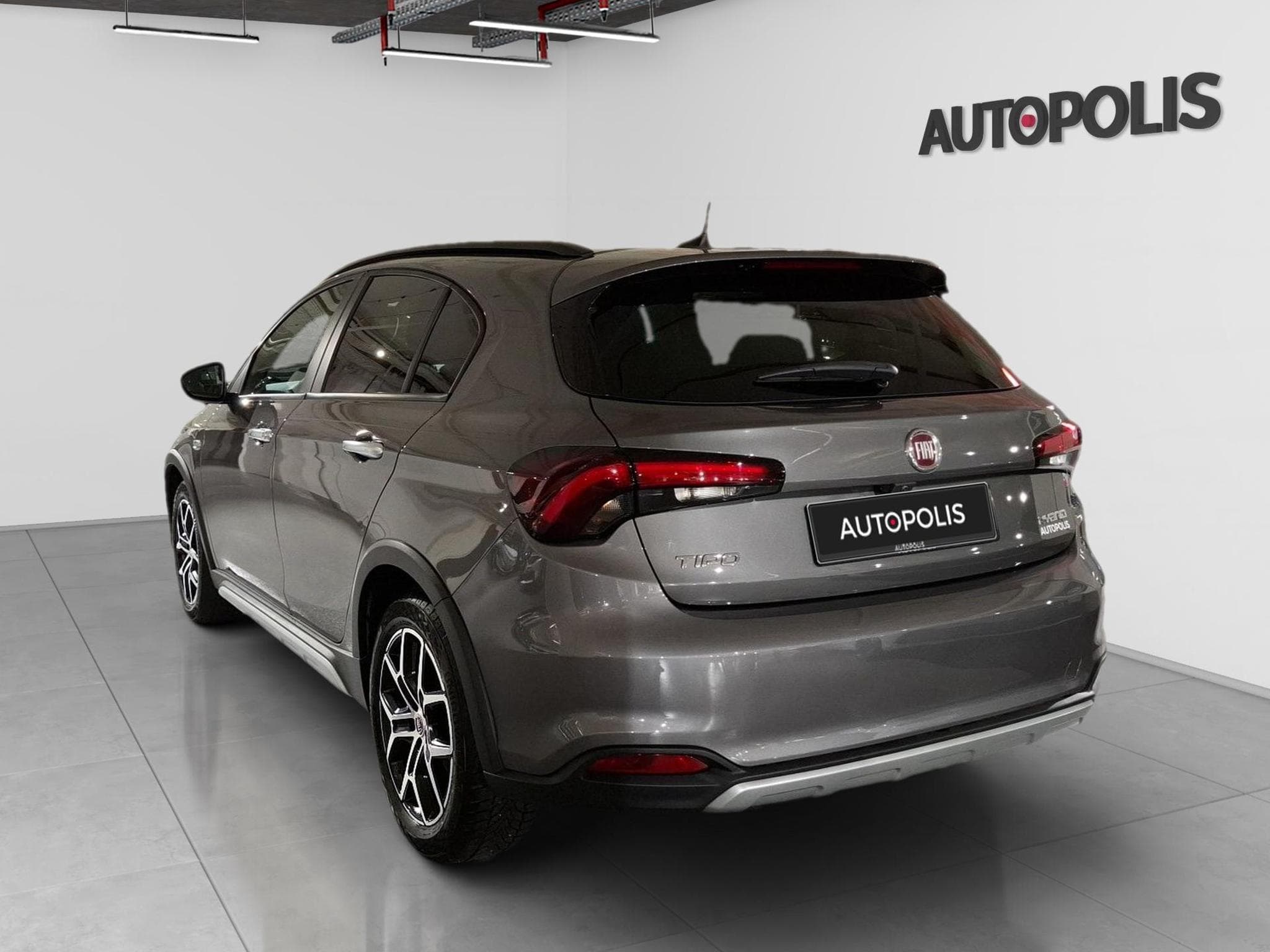 Fiat Tipo 1.5 HYBRID CROSS (2024) - Photo 18