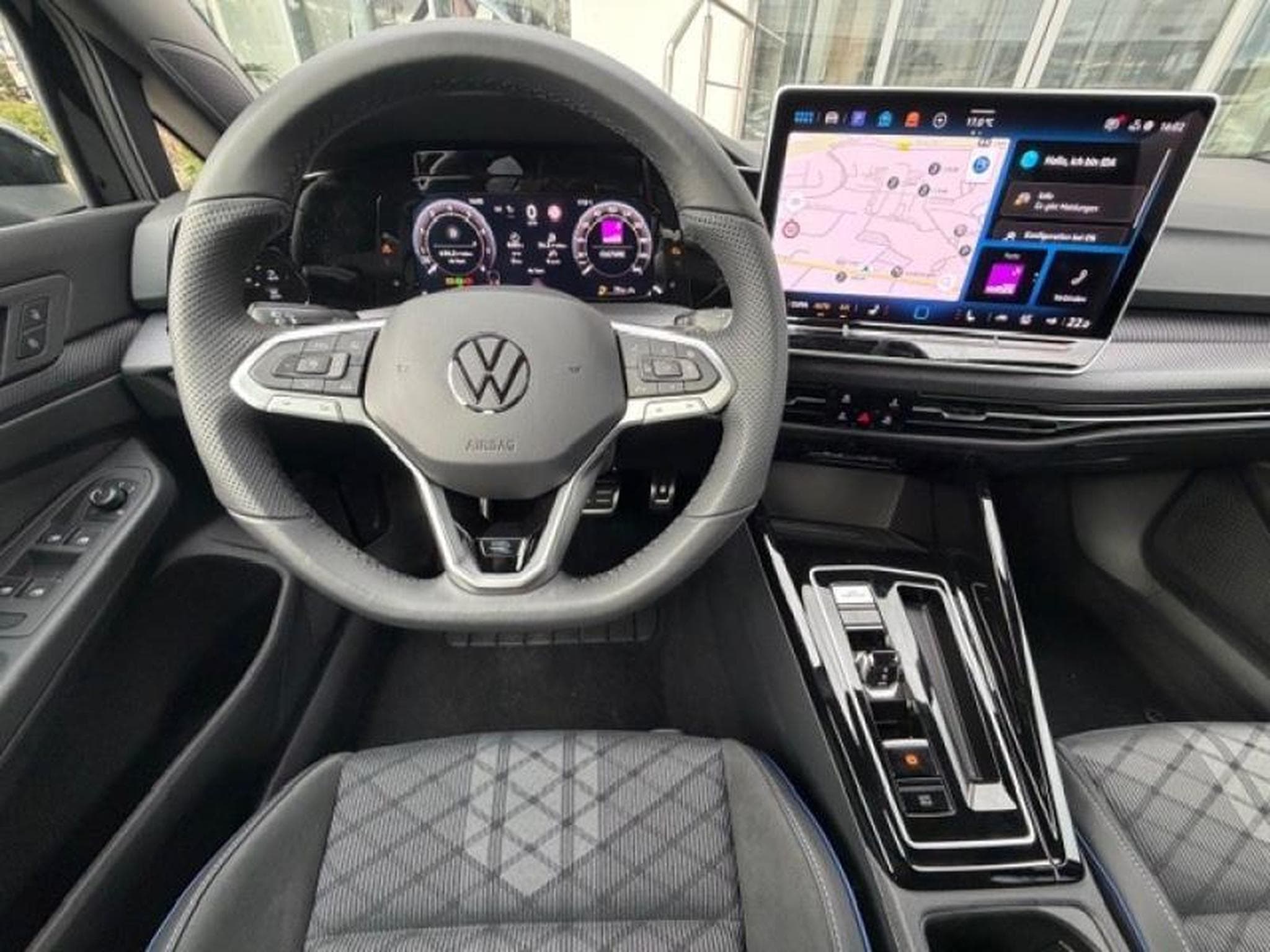 VW Golf R-LINE (2025) - Foto 14