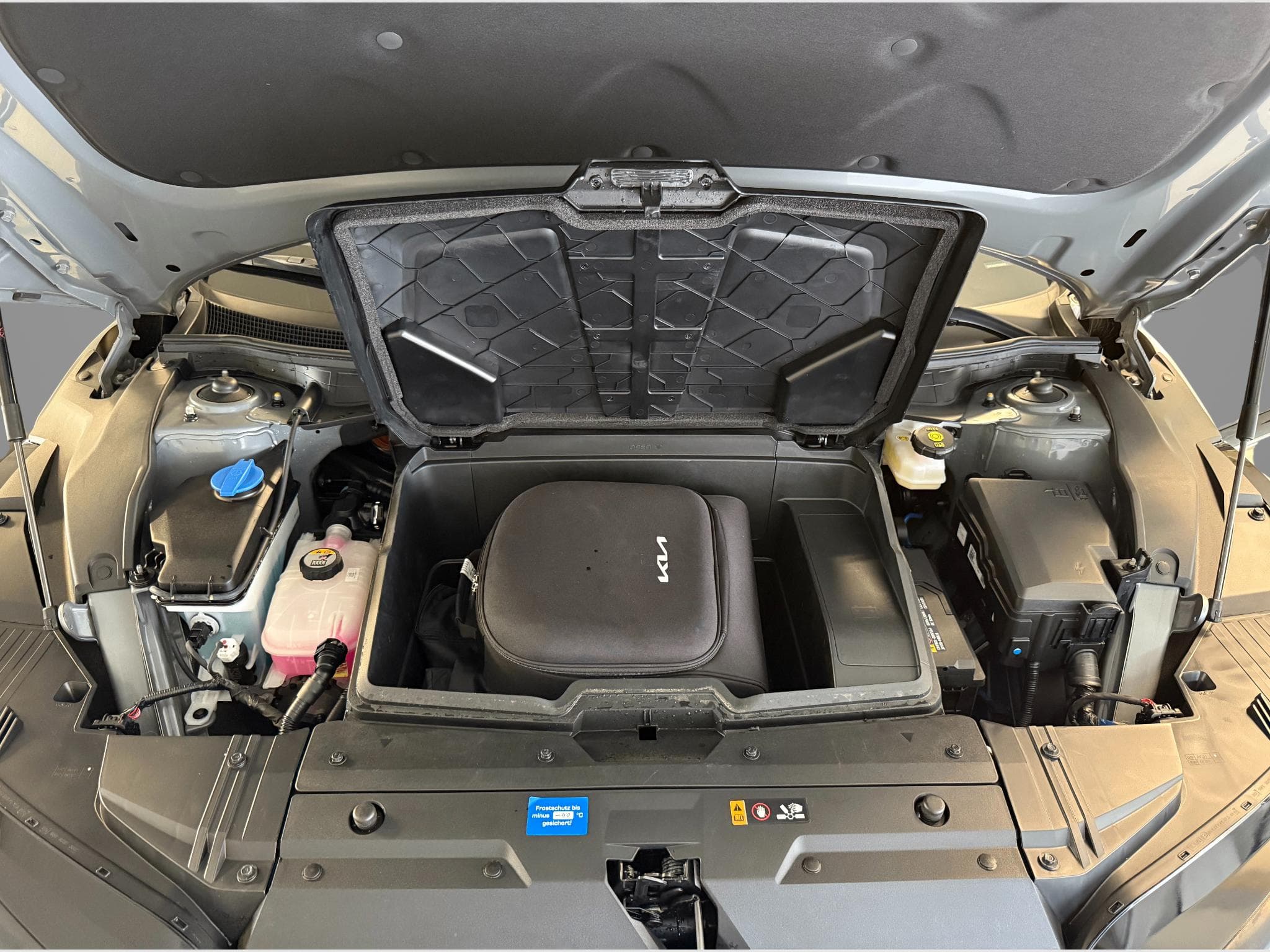 Kia EV6 Business Plus 77kWh 229 (2024) - Photo 13