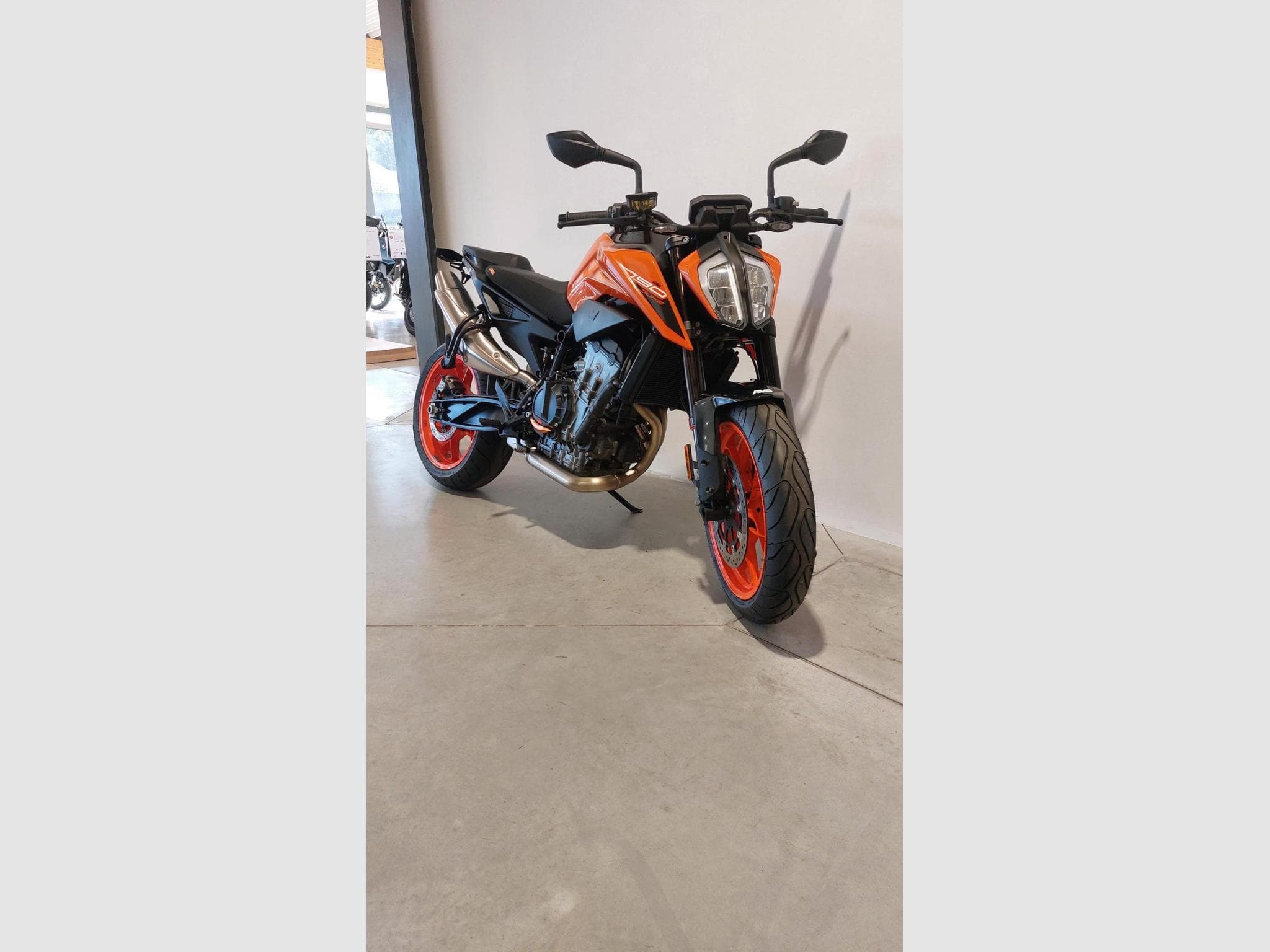 KTM Duke 790 (2020) - Foto 2