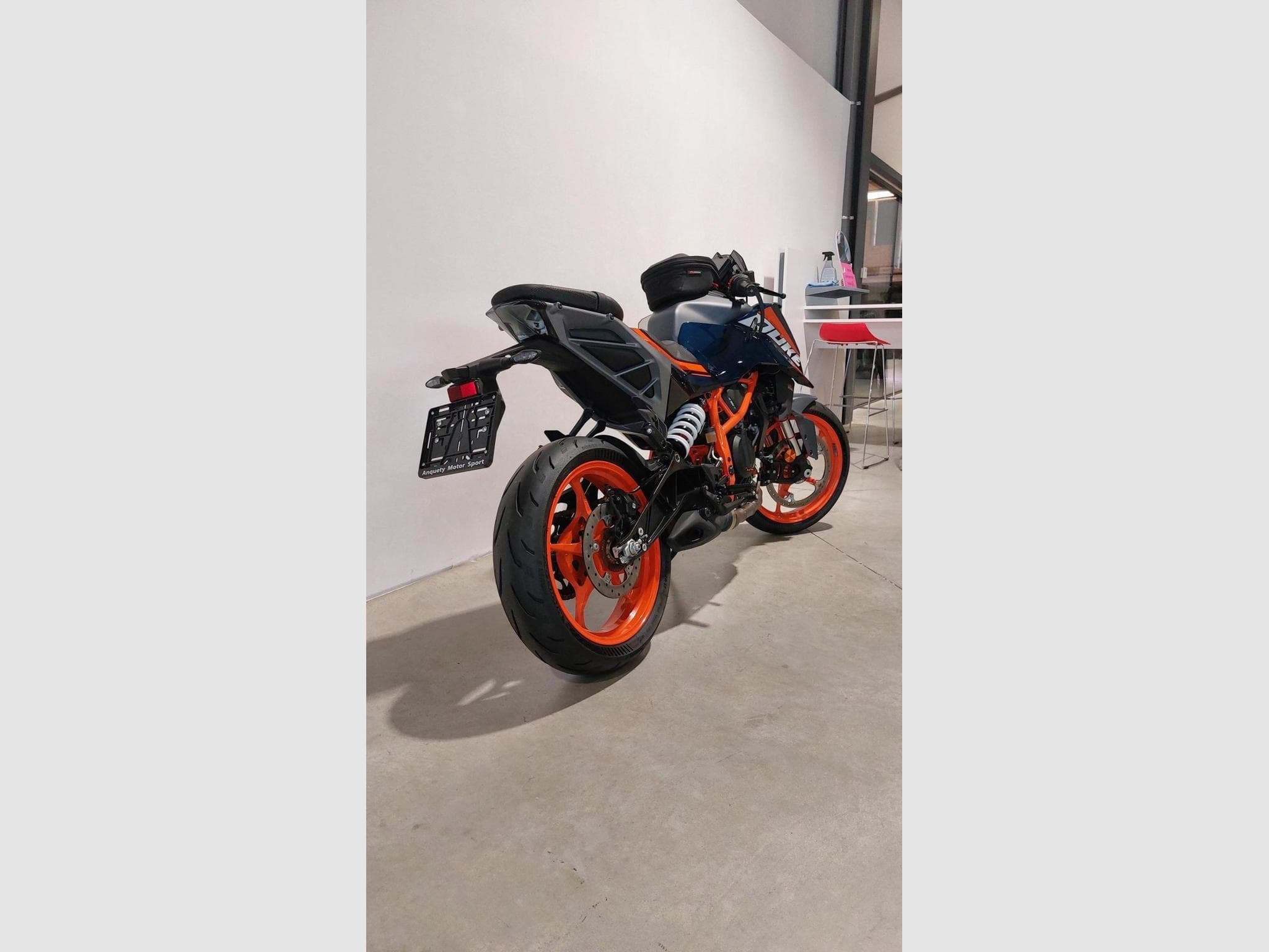 KTM Duke 390 (2024) - Foto 3