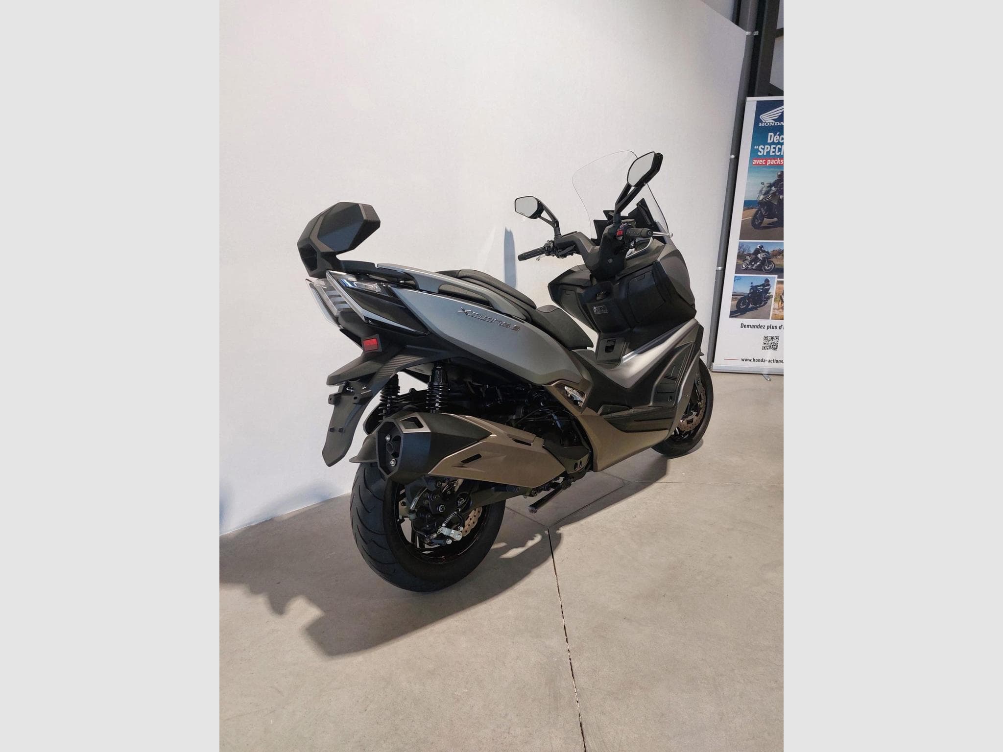 Kymco Xciting 400i (2023) - Foto 4