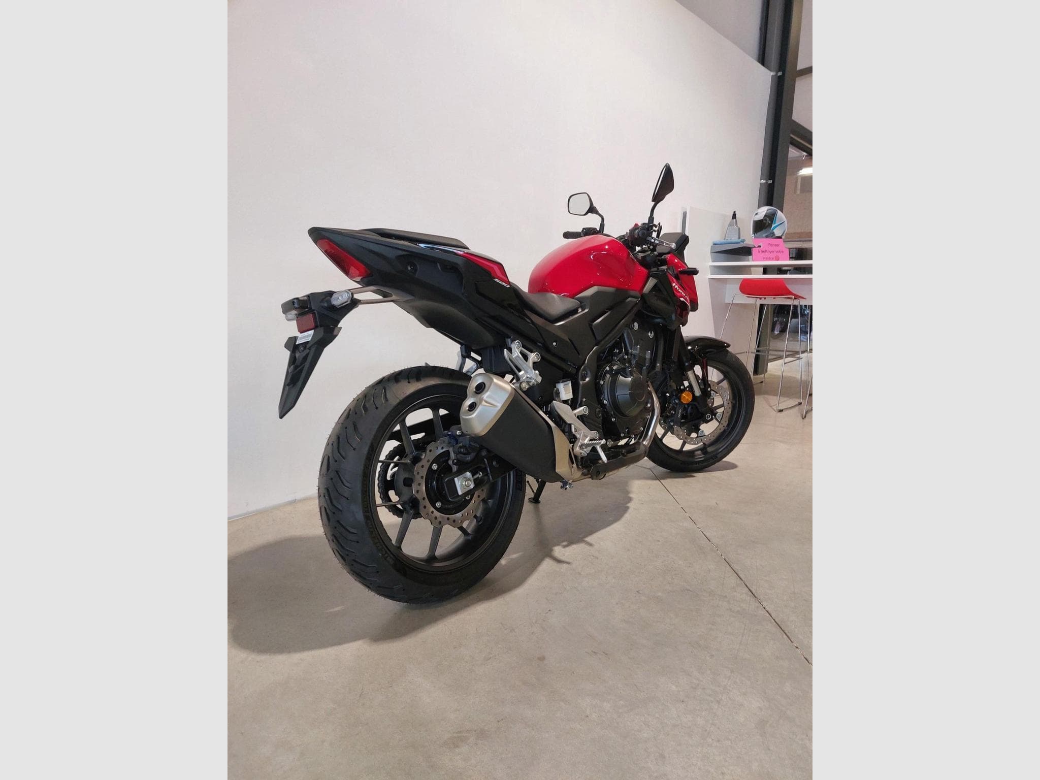 Honda Hornet CB500F (2025) - Photo 3