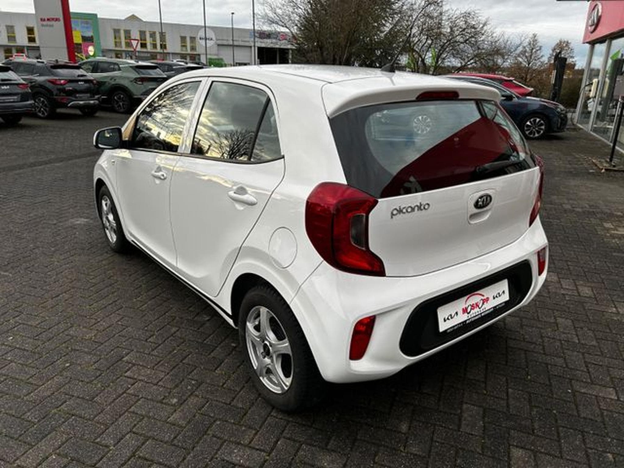 Kia Picanto Picanto 1,0 Edition7 Klima Sitzheizung Bluetooth (2019) - Photo 5