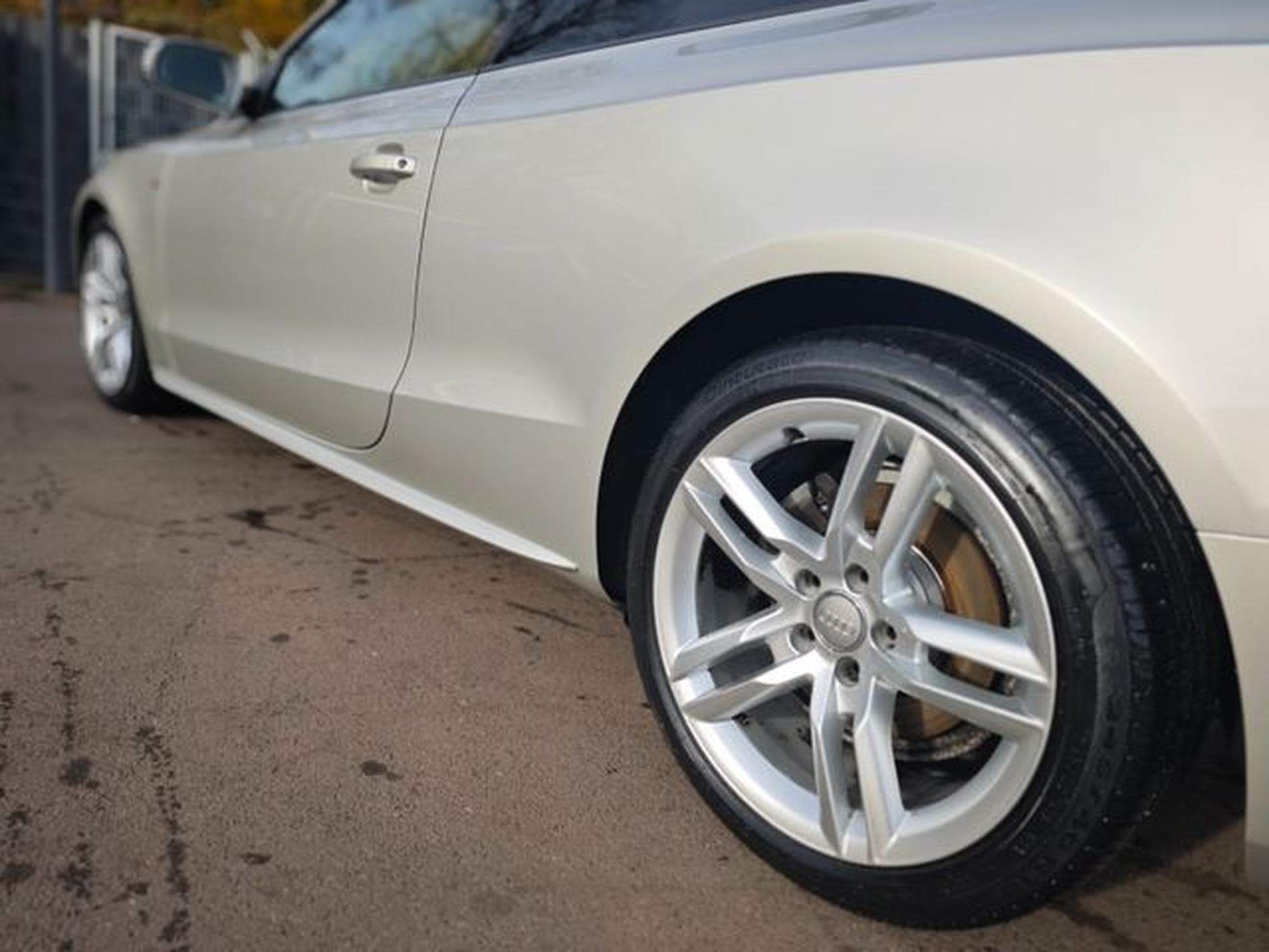 Audi A5 A5 COUPE *S-LINE SPORT+*BI-XENON*SHZ*PDC* (2012) - Foto 10