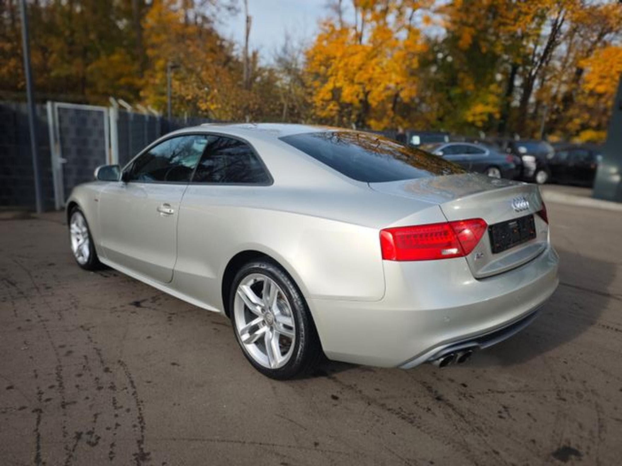 Audi A5 A5 COUPE *S-LINE SPORT+*BI-XENON*SHZ*PDC* (2012) - Foto 8