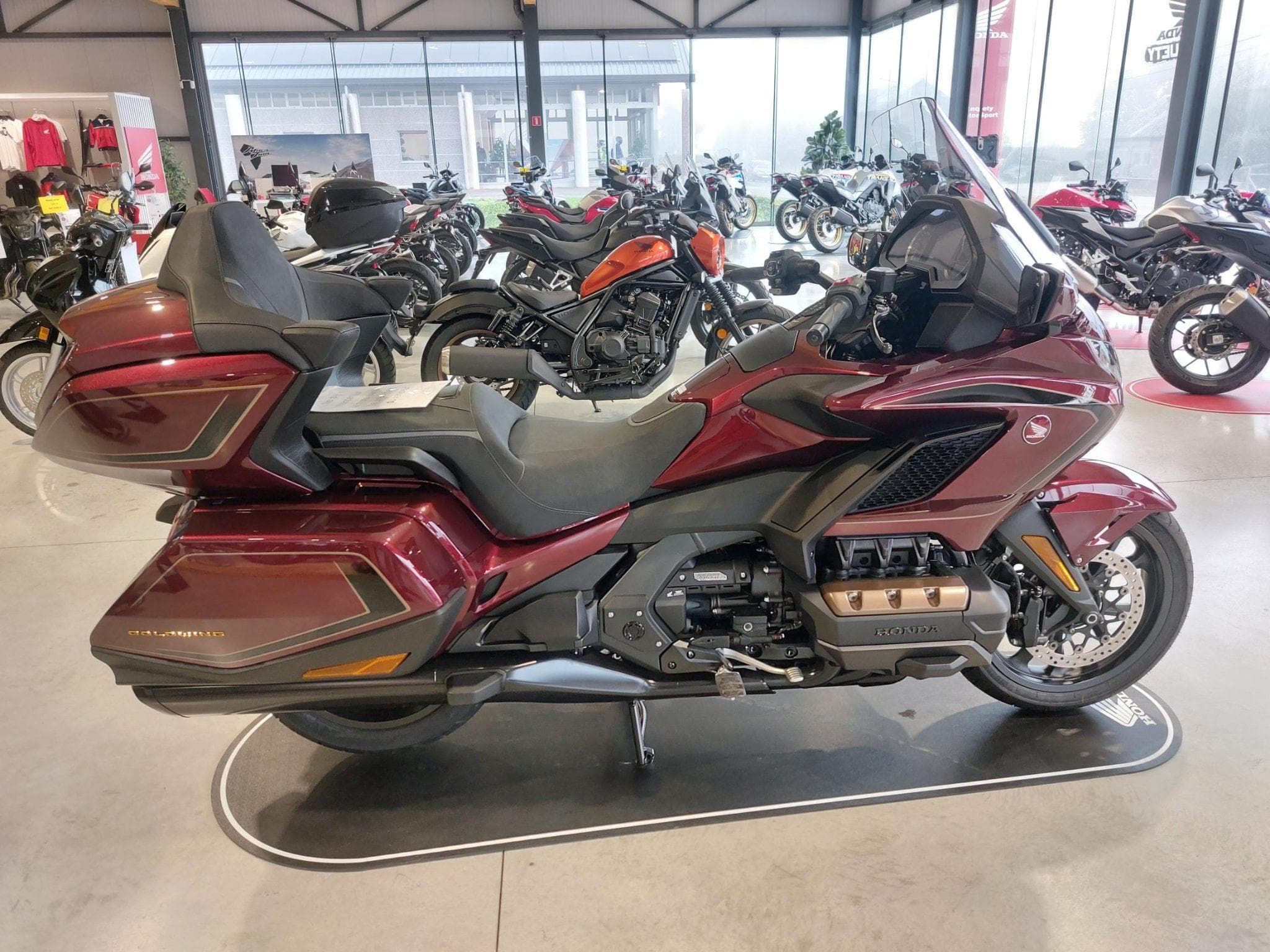 Honda Goldwing GL1800 (2026) - Foto 2