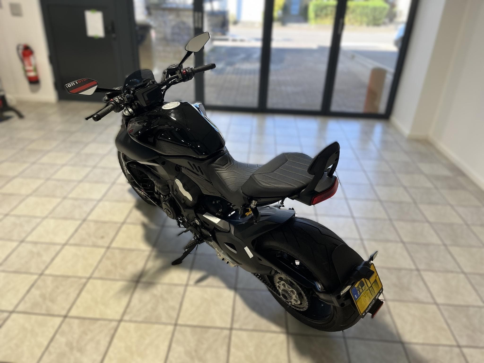 Ducati Diavel V4 (2023) - Photo 3