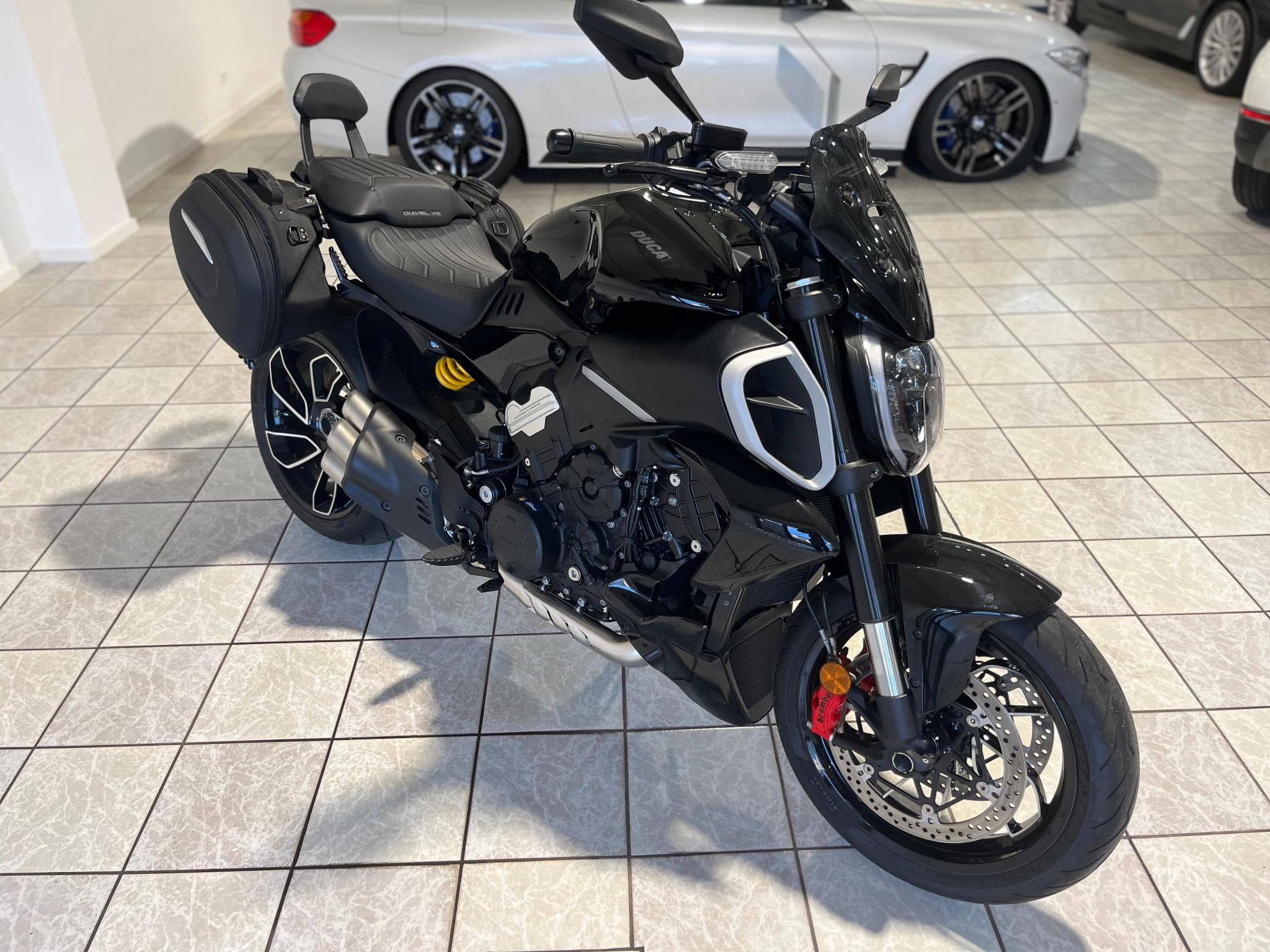 Ducati Diavel V4 (2023) - Photo 16