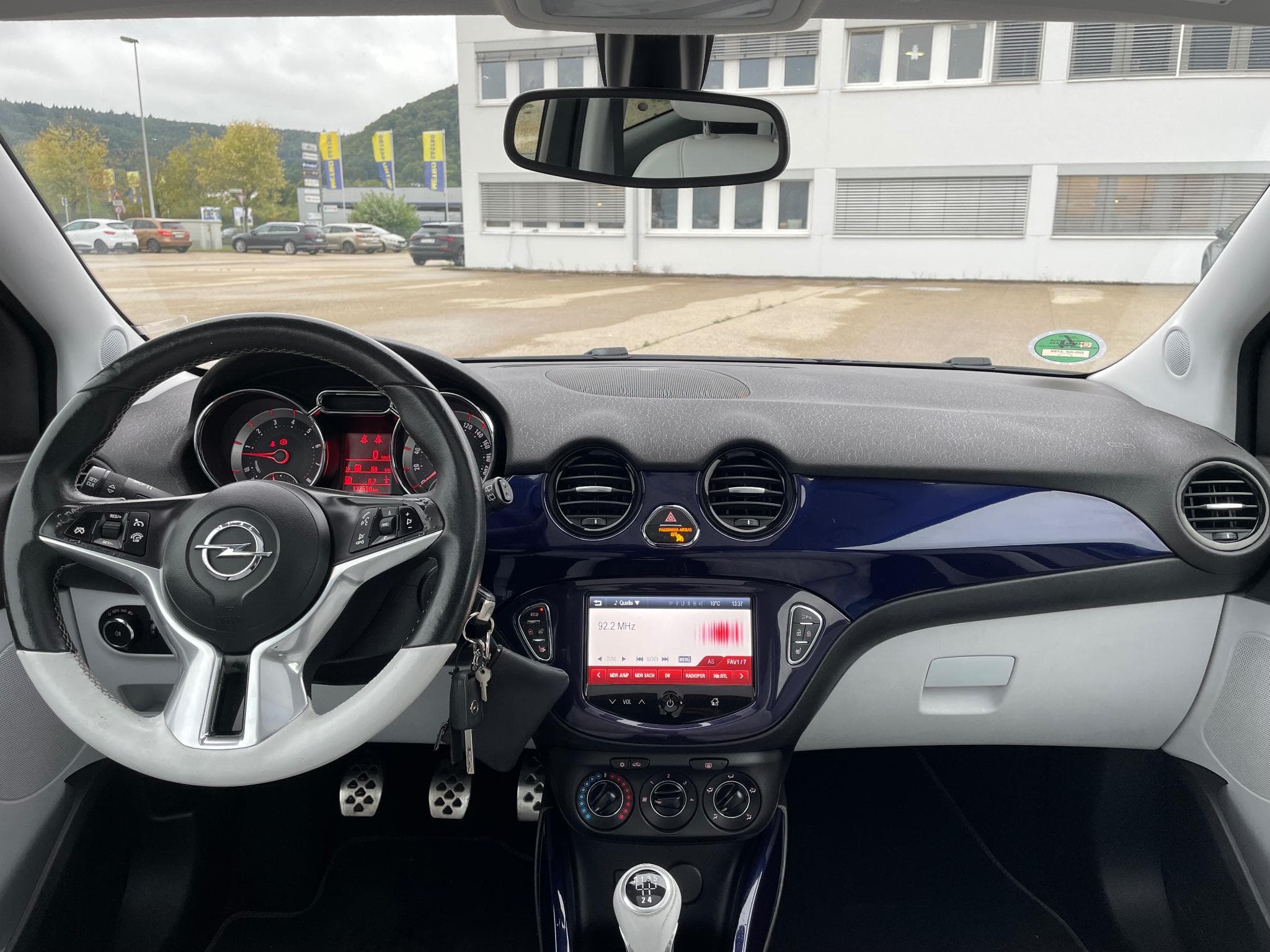 Opel Adam 1.4 /Panoramic/Full option (2013) - Photo 16