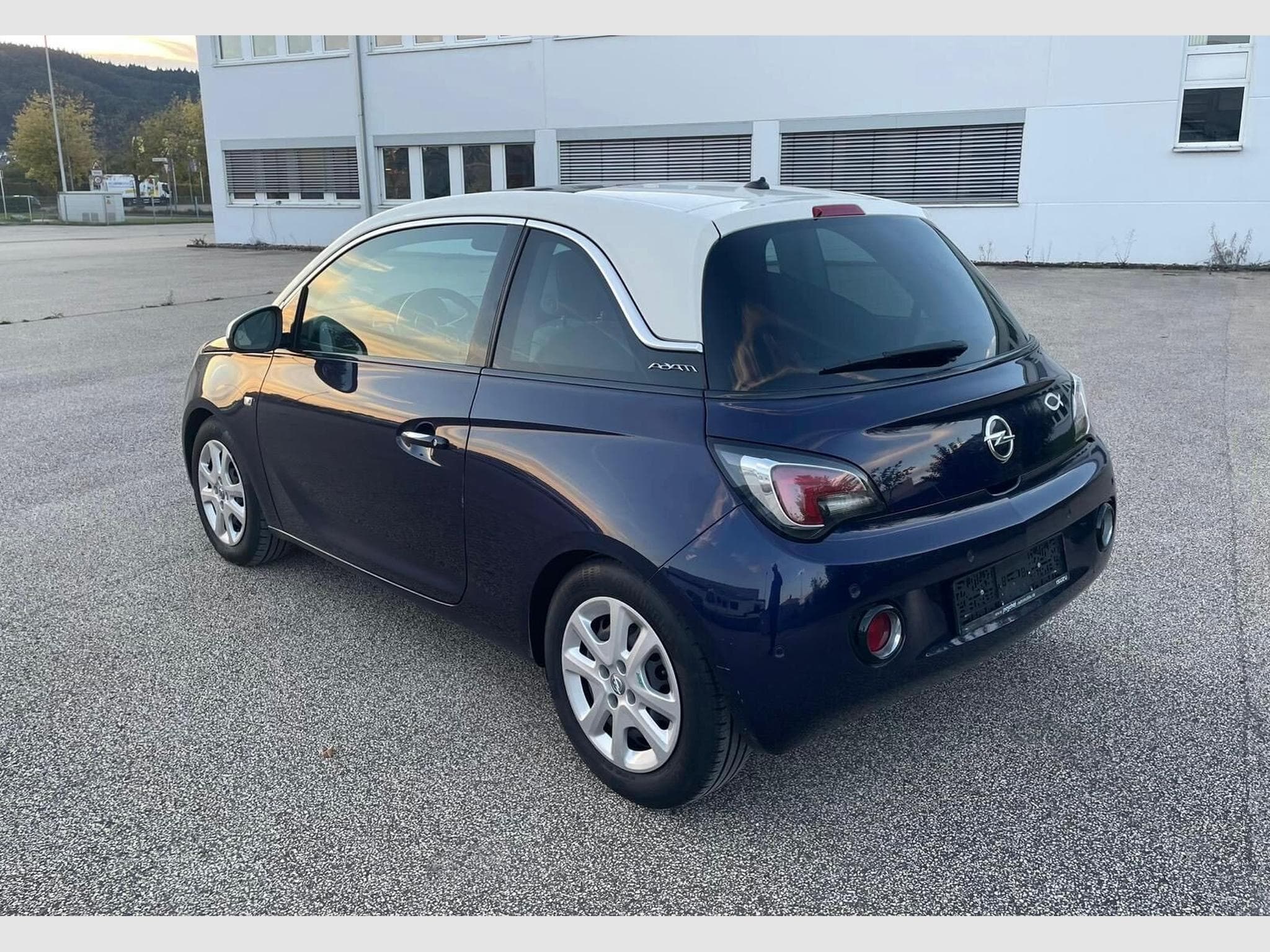 Opel Adam 1.4 /Panoramic/Full option (2013) - Photo 3