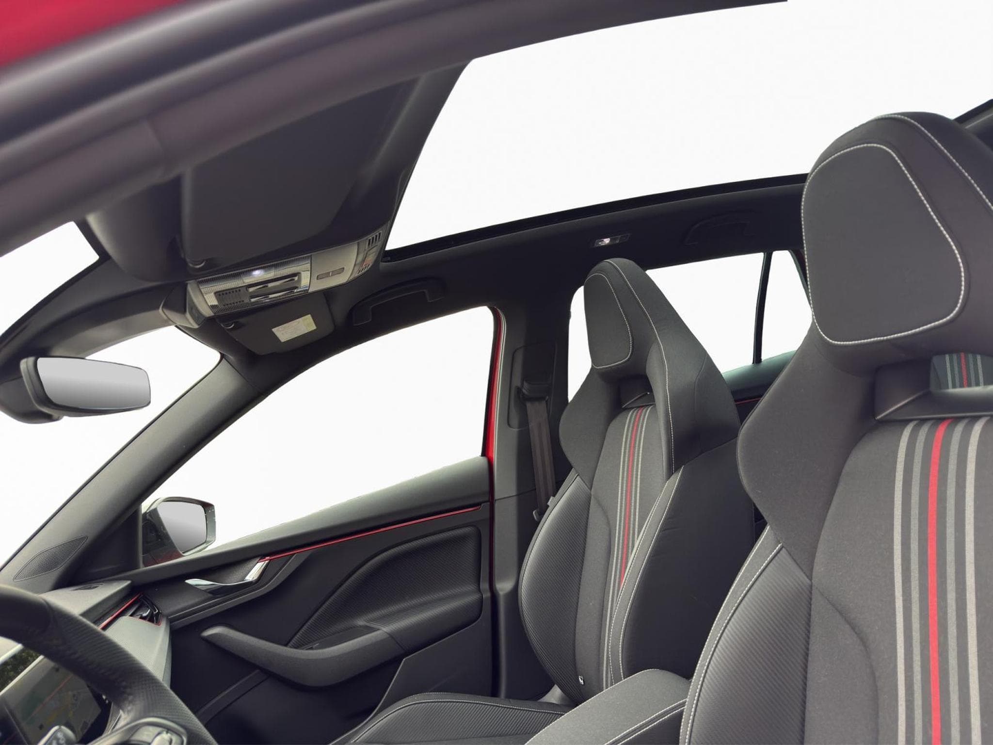 Skoda Scala Monte Carlo (2025) - Photo 14