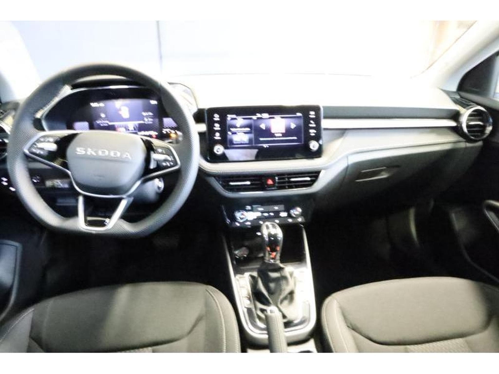 Skoda Fabia Selection (2025) - Foto 2