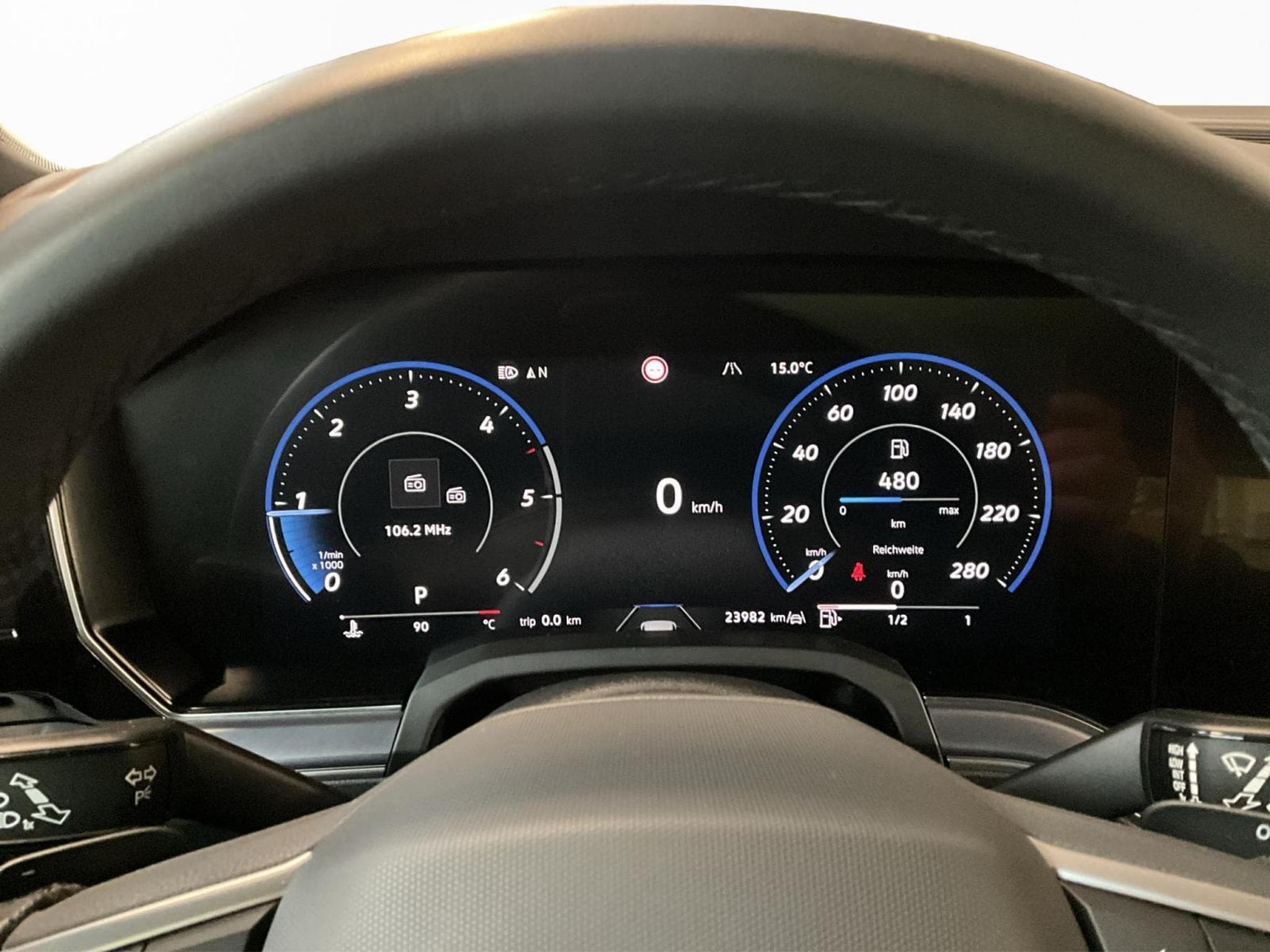 VW Touareg R-Line+Aut8+4M+TDI+Pano+LED (2025) - Foto 11