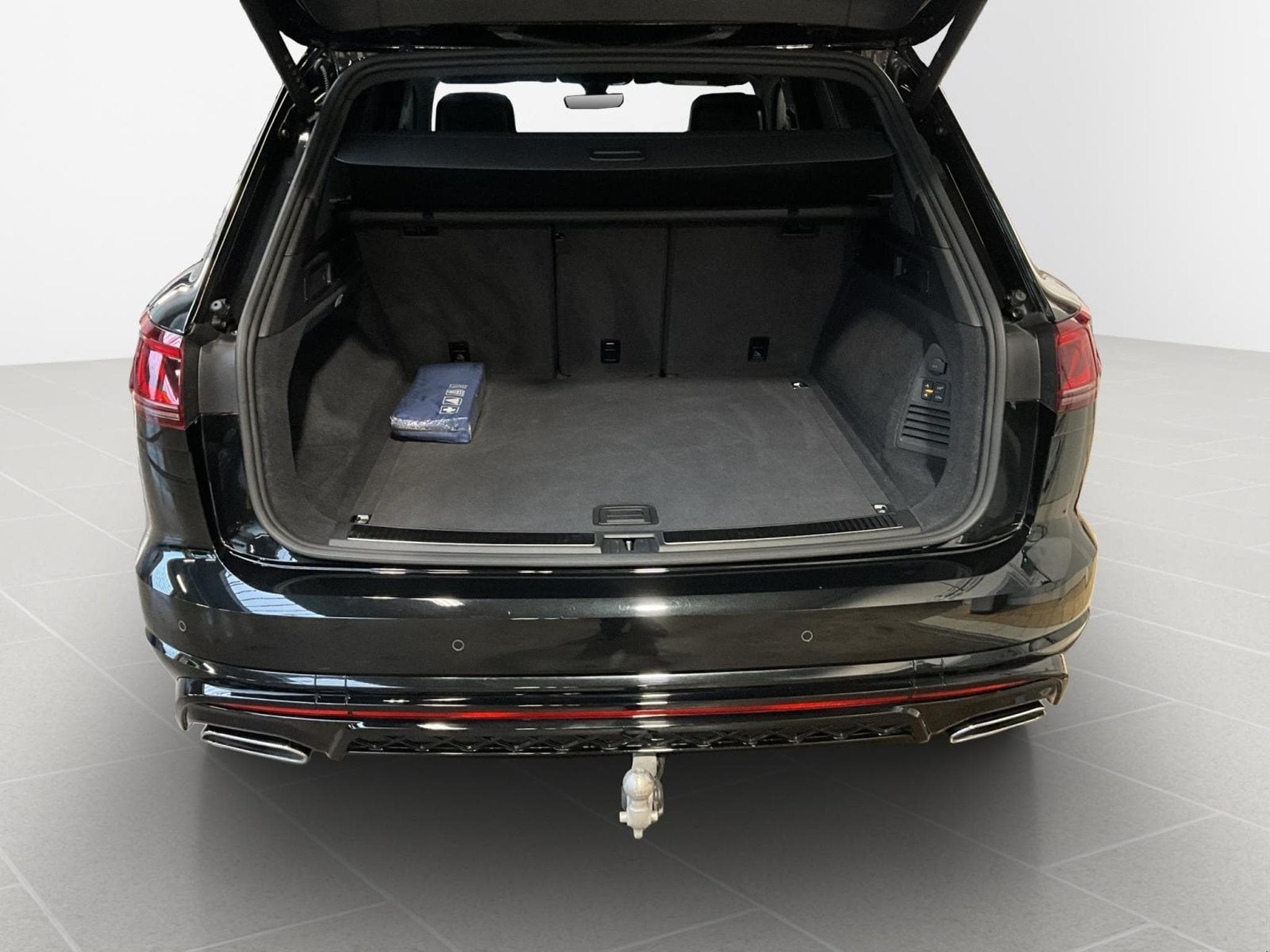 VW Touareg R-Line+Aut8+4M+TDI+Pano+LED (2025) - Foto 17