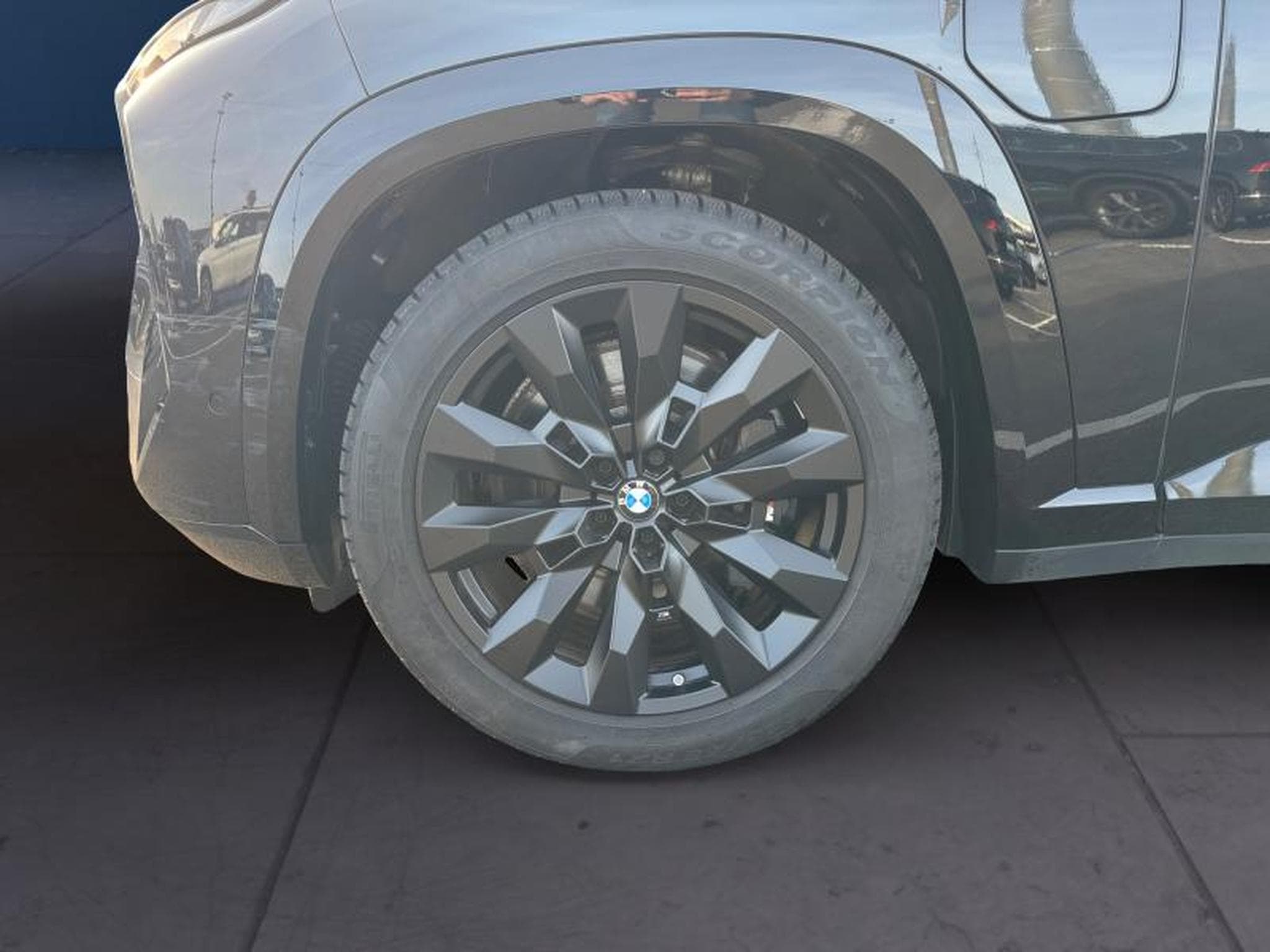 BMW XM V8 xDrive Kit M Sport (2023) - Photo 8