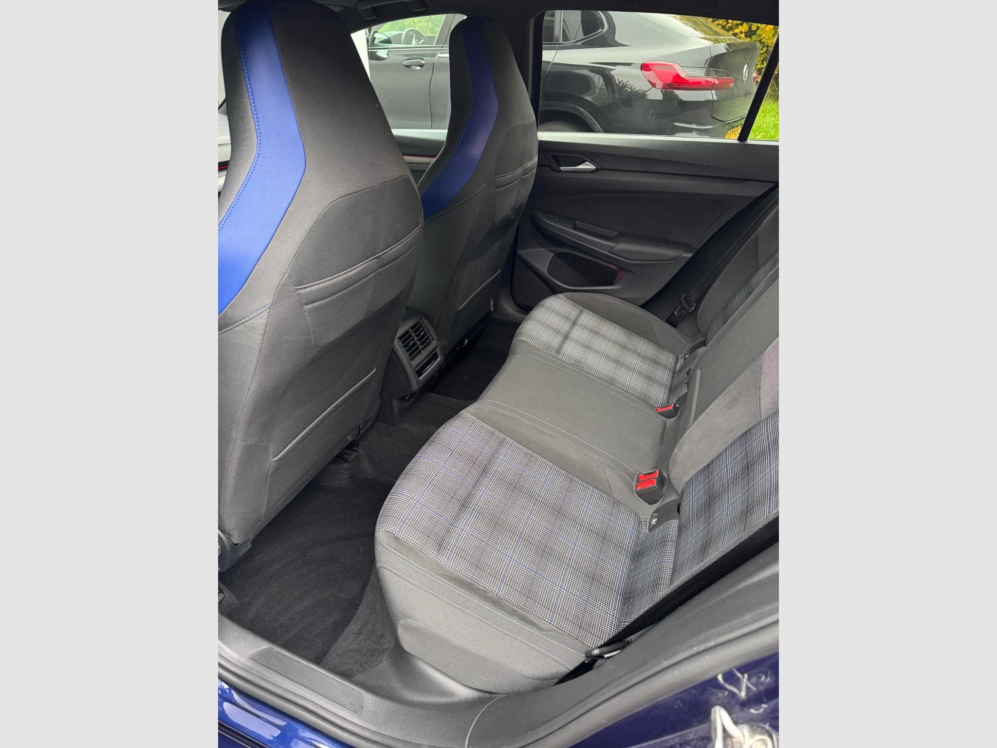 VW Golf 1,4 GTE (2022) - Foto 8