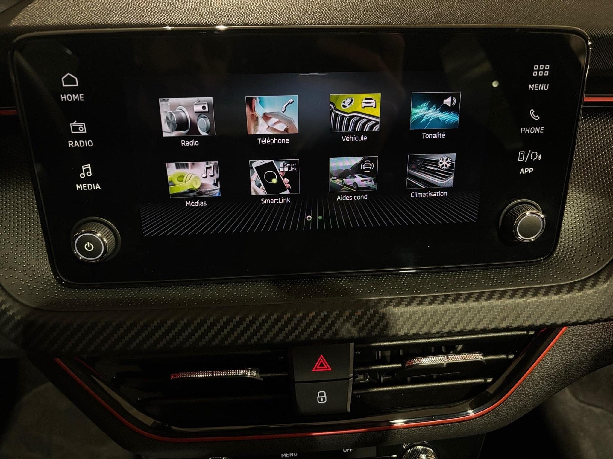 Skoda Kamiq 1.5 Monte Carlo (2024) - Foto 20