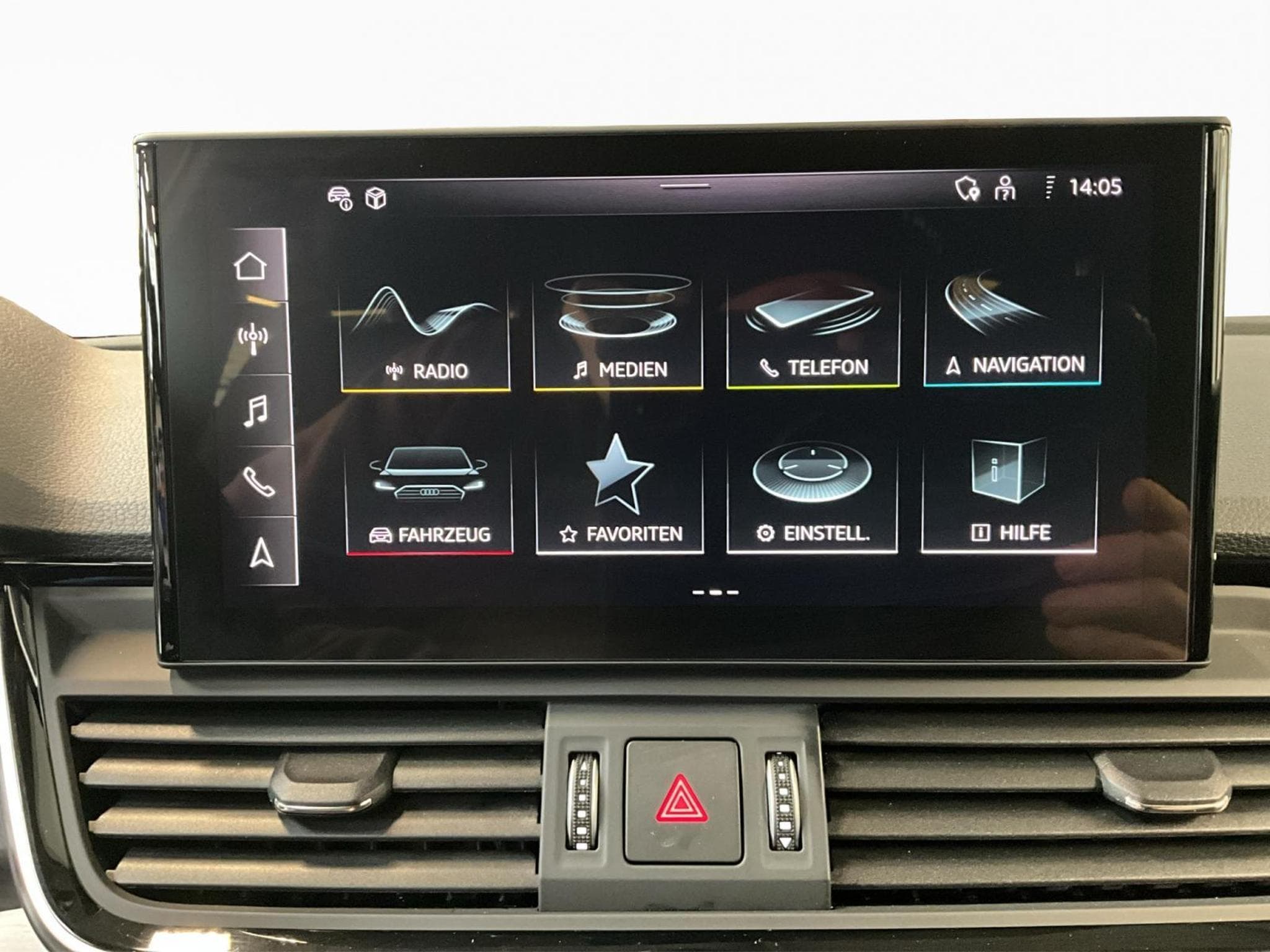 Audi Q5 S-line+S-tronic+Quattro+40TDI (2025) - Photo 13