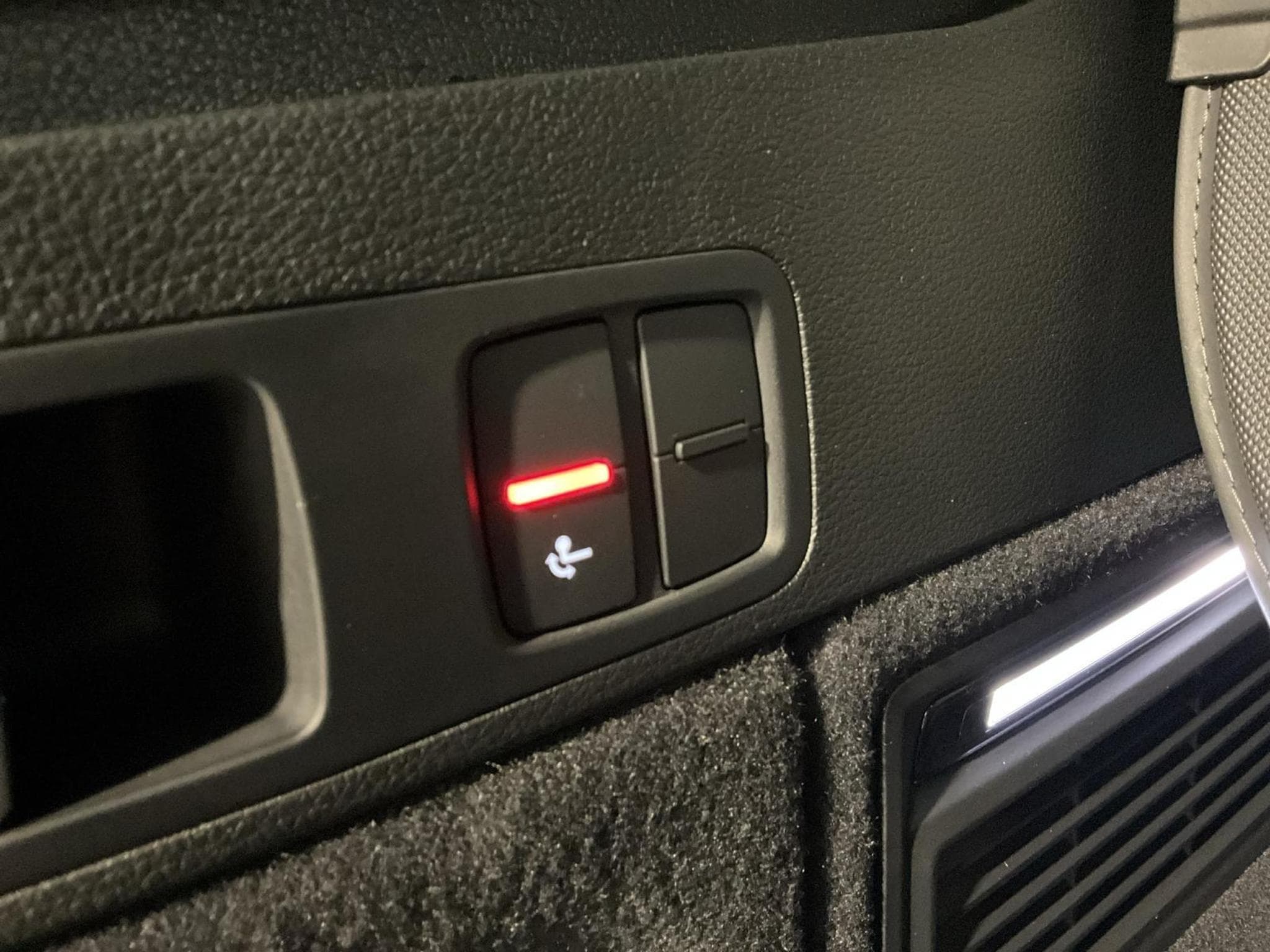 Audi Q5 S-line+S-tronic+Quattro+40TDI (2025) - Photo 19