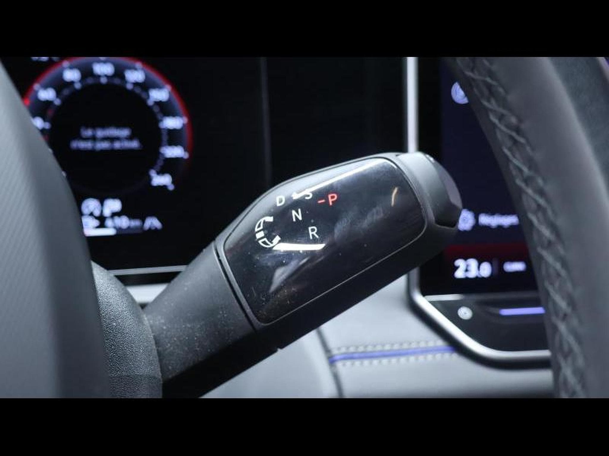 VW Tiguan New Tiguan TDi 150 R-Line Black Style DSG7 (2024) - Foto 17