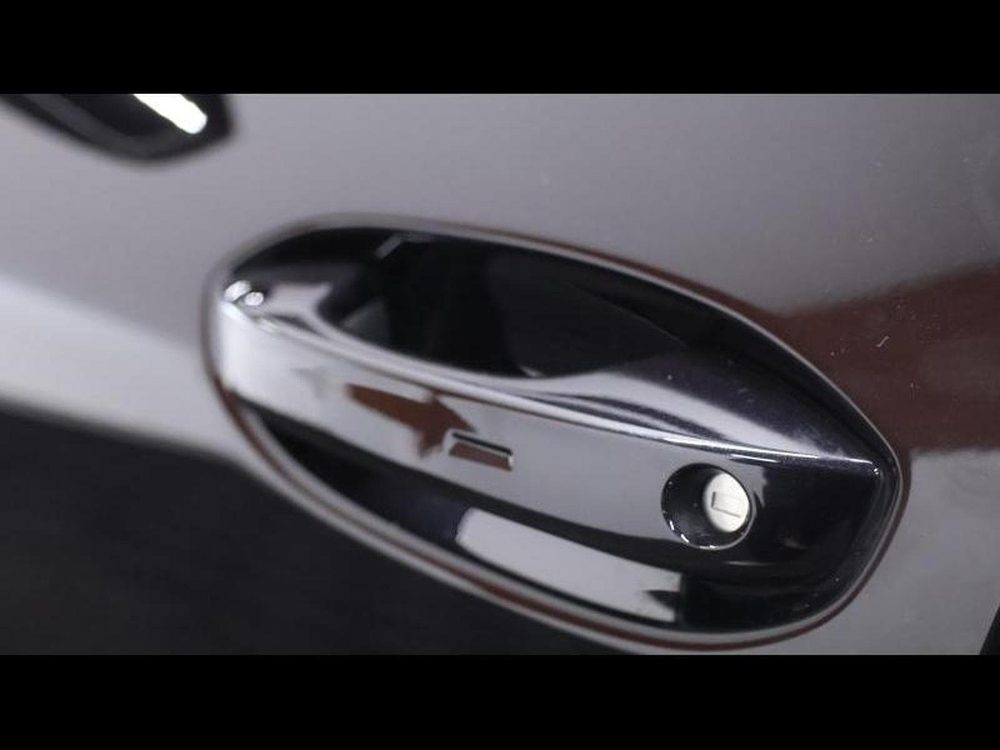 VW Tiguan New Tiguan TDi 150 R-Line Black Style DSG7 (2024) - Foto 27