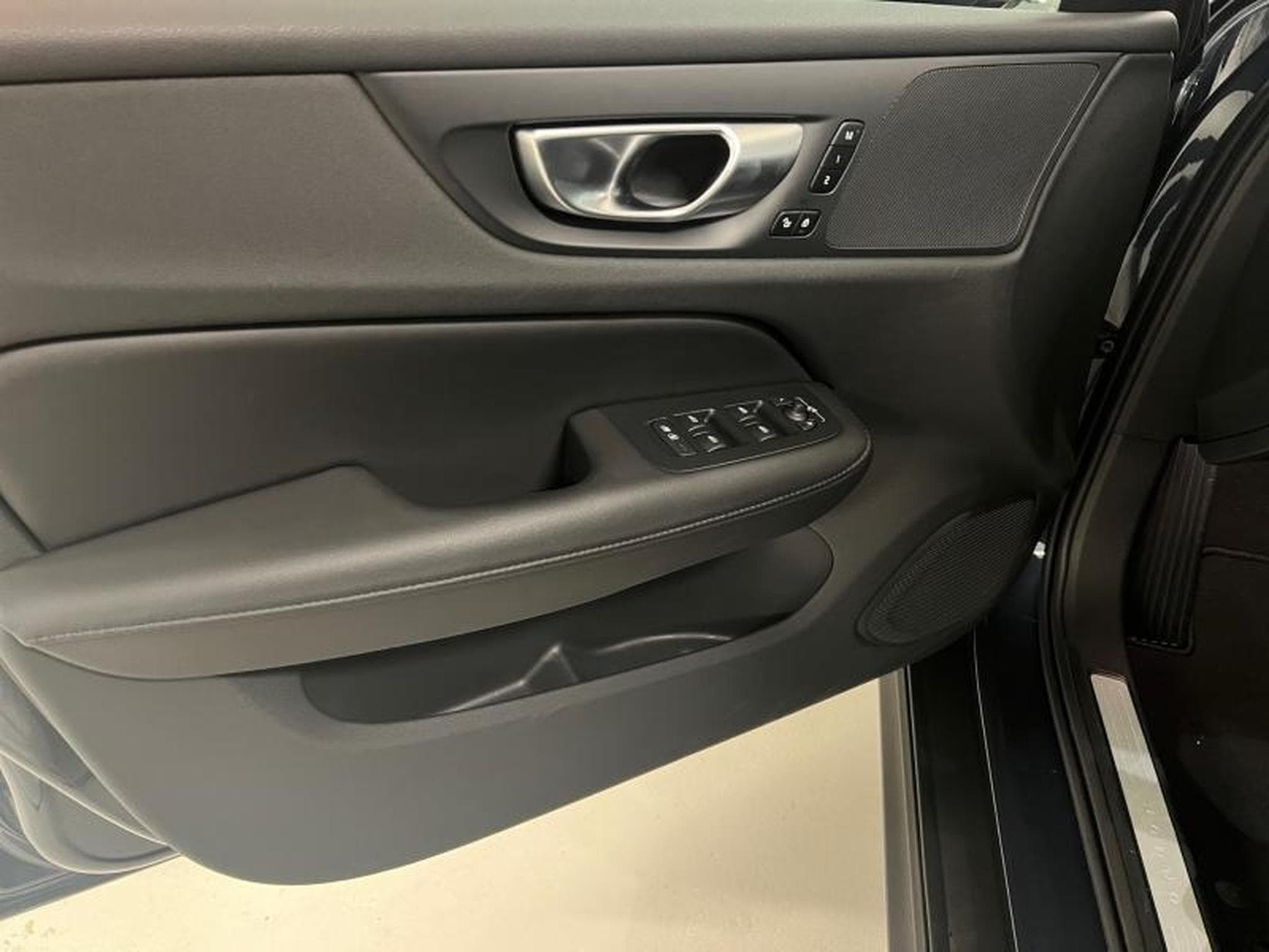 Volvo V60 Plus (2023) - Foto 17