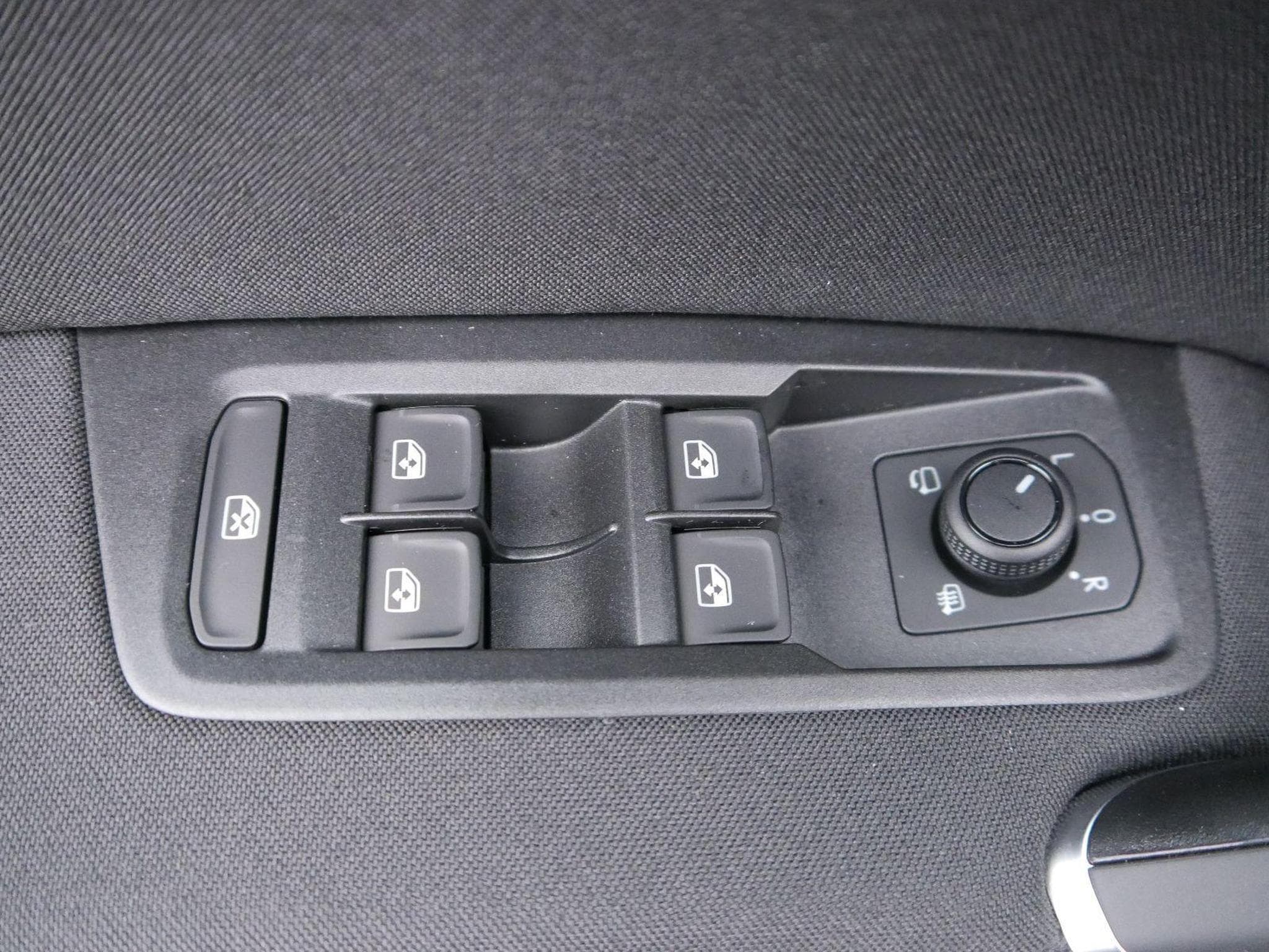 VW Touran Comfortline (2026) - Foto 11