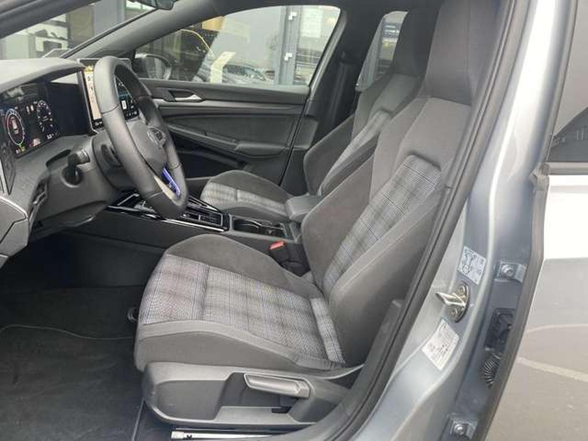 VW Golf Hybride - JUSQU'A 48 MOIS DE GARANTIE (2024) - Photo 10