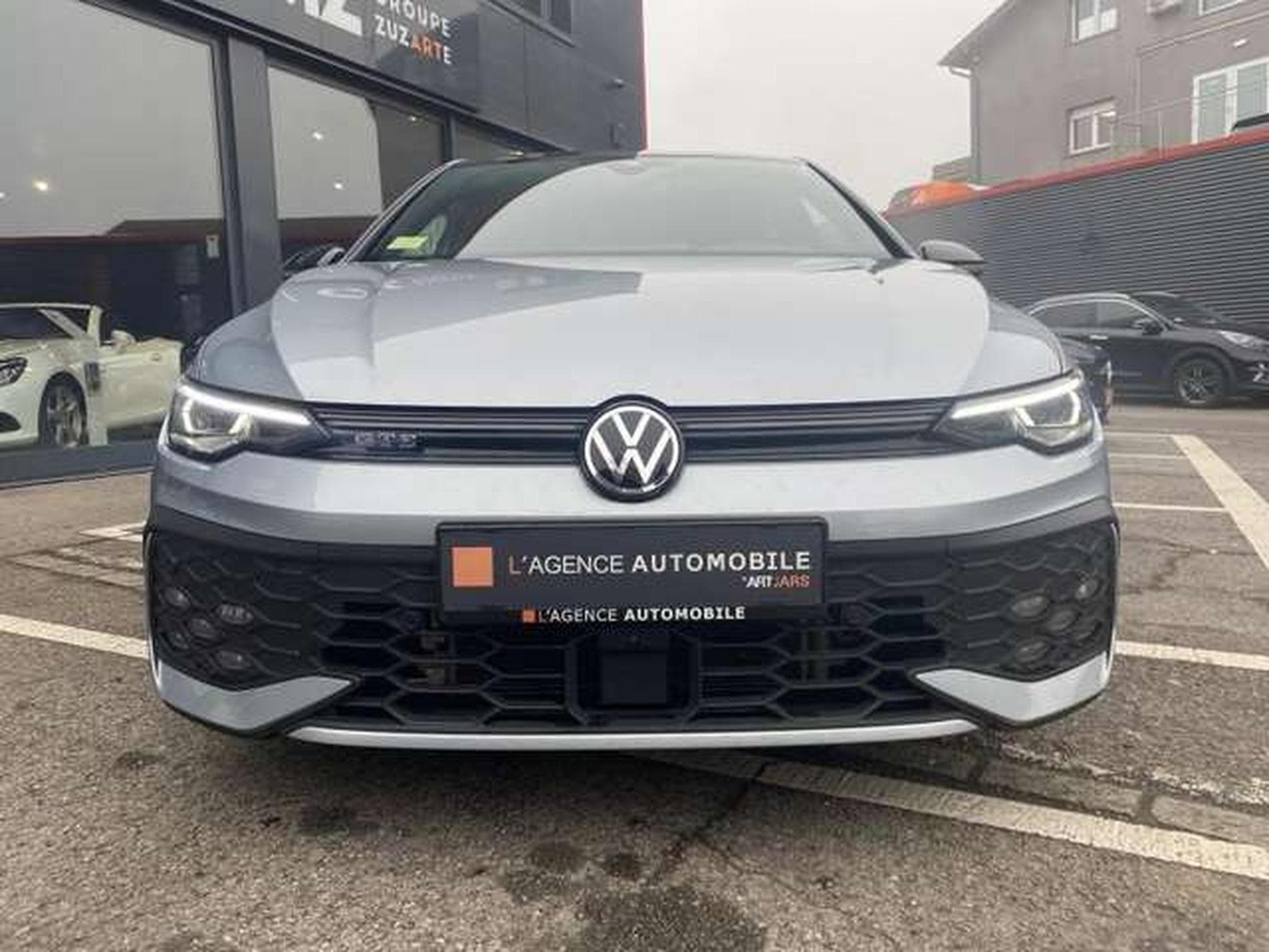 VW Golf Hybride - JUSQU'A 48 MOIS DE GARANTIE (2024) - Photo 3