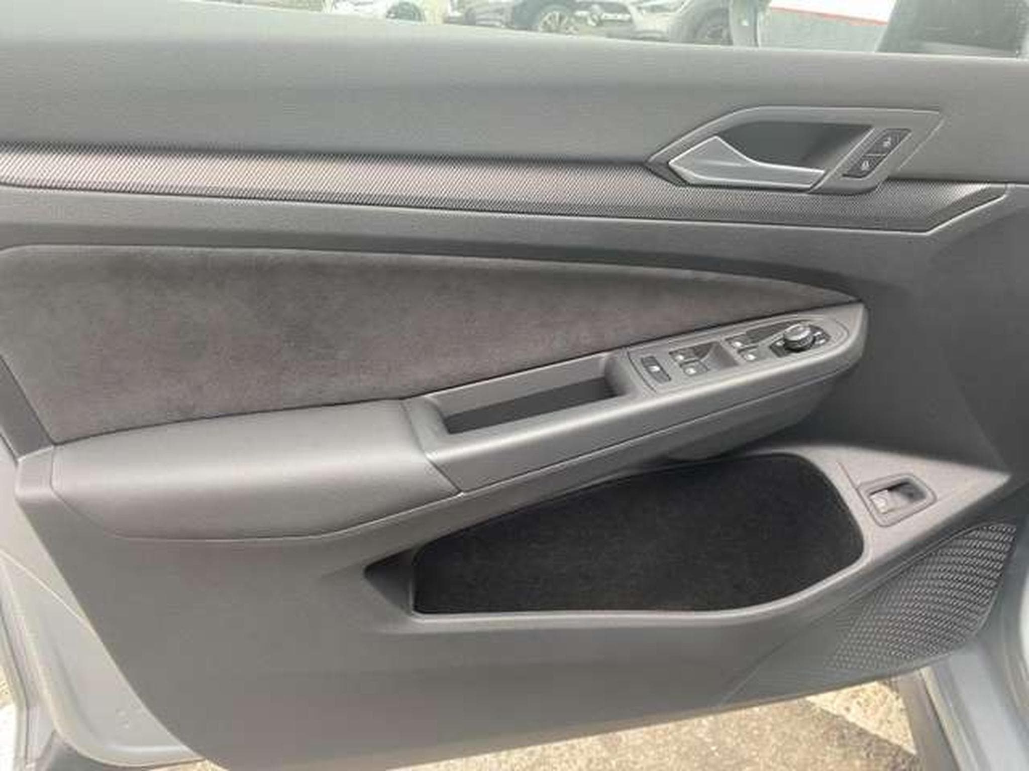 VW Golf Hybride - JUSQU'A 48 MOIS DE GARANTIE (2024) - Photo 9