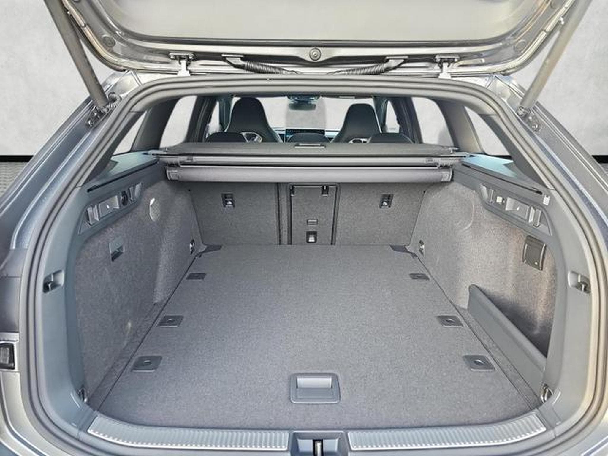 VW Passat Variant 2.0 TDI 142 kW 4Motion R-Line (2025) - Foto 1