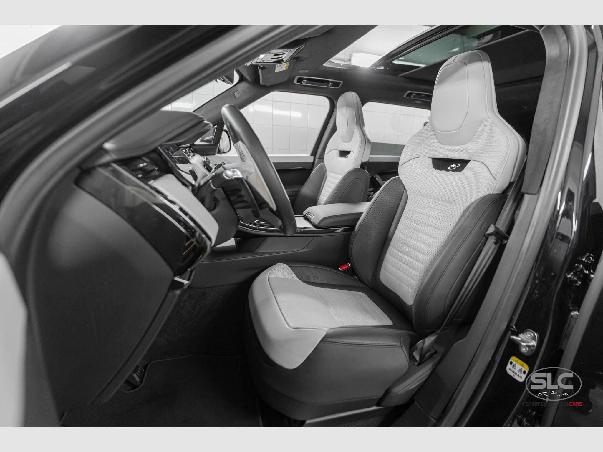 Land-Rover Range Rover Sport P635 SV Edition Two (2025) - Photo 4