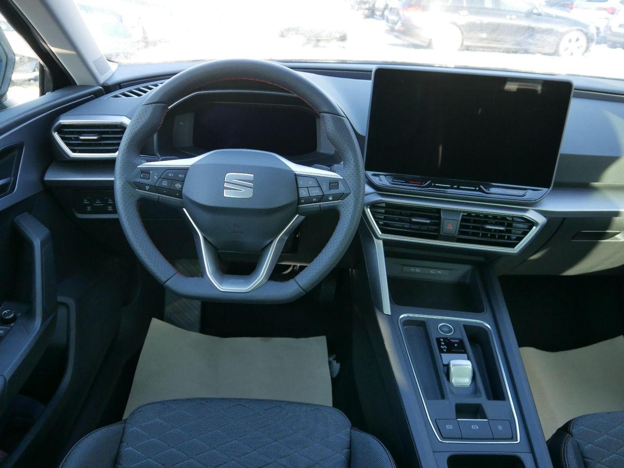 Seat Leon FR 2.0 TDI DSG (2025) - Foto 12