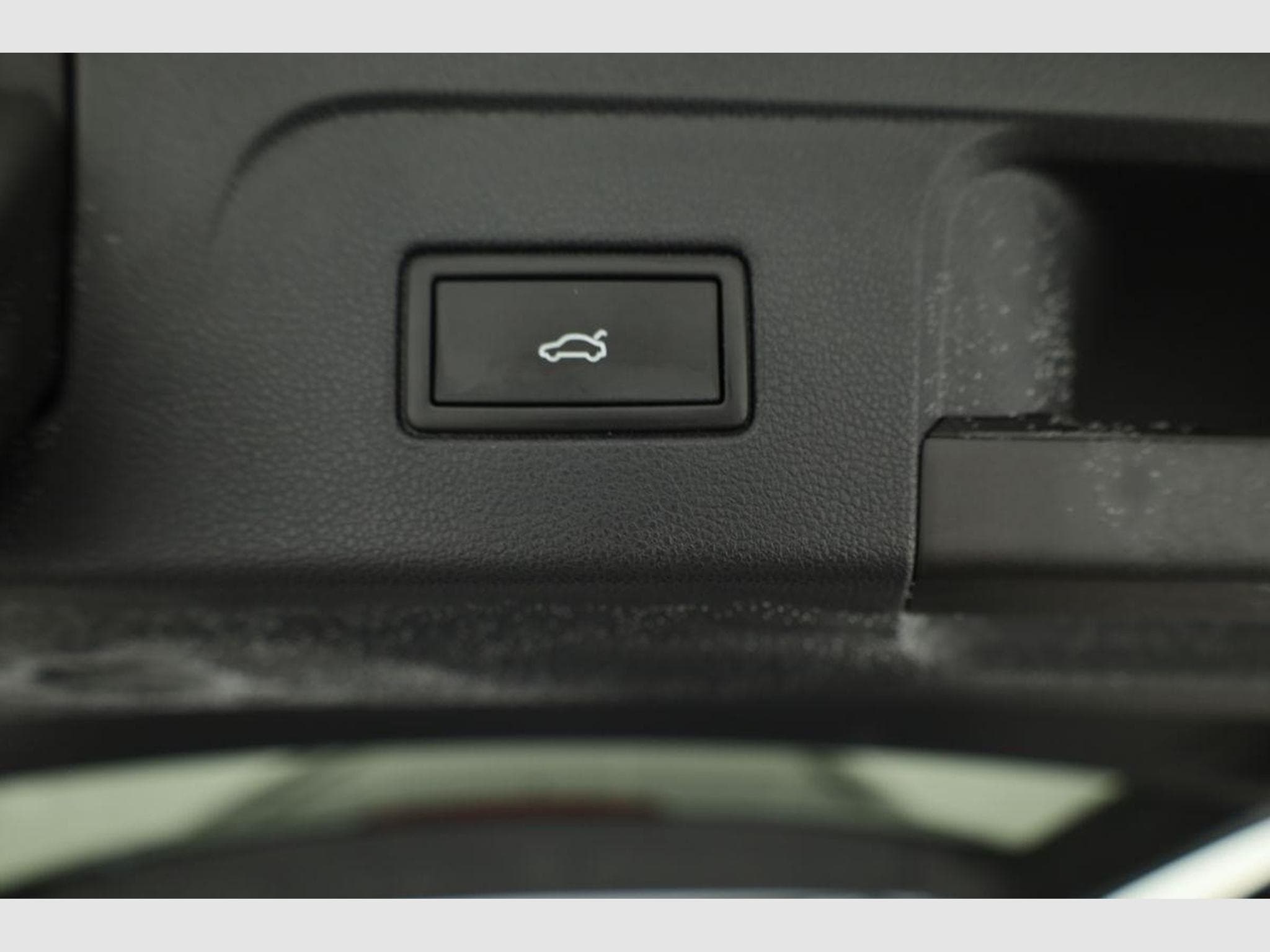 VW Touran Comfortline BMT/Start-Stopp (2026) - Foto 12