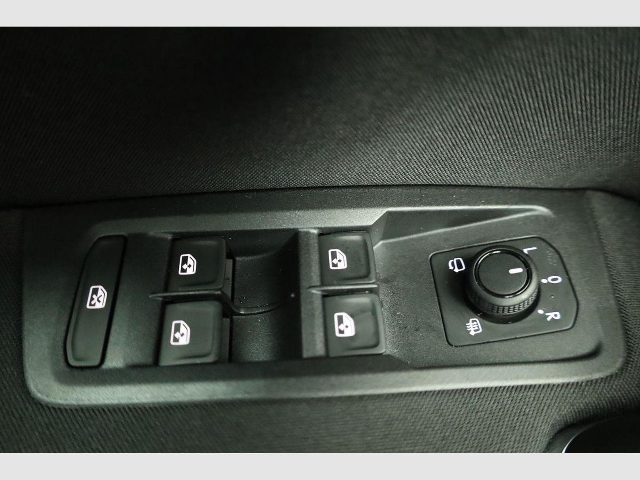 VW Touran Comfortline BMT/Start-Stopp (2026) - Foto 7