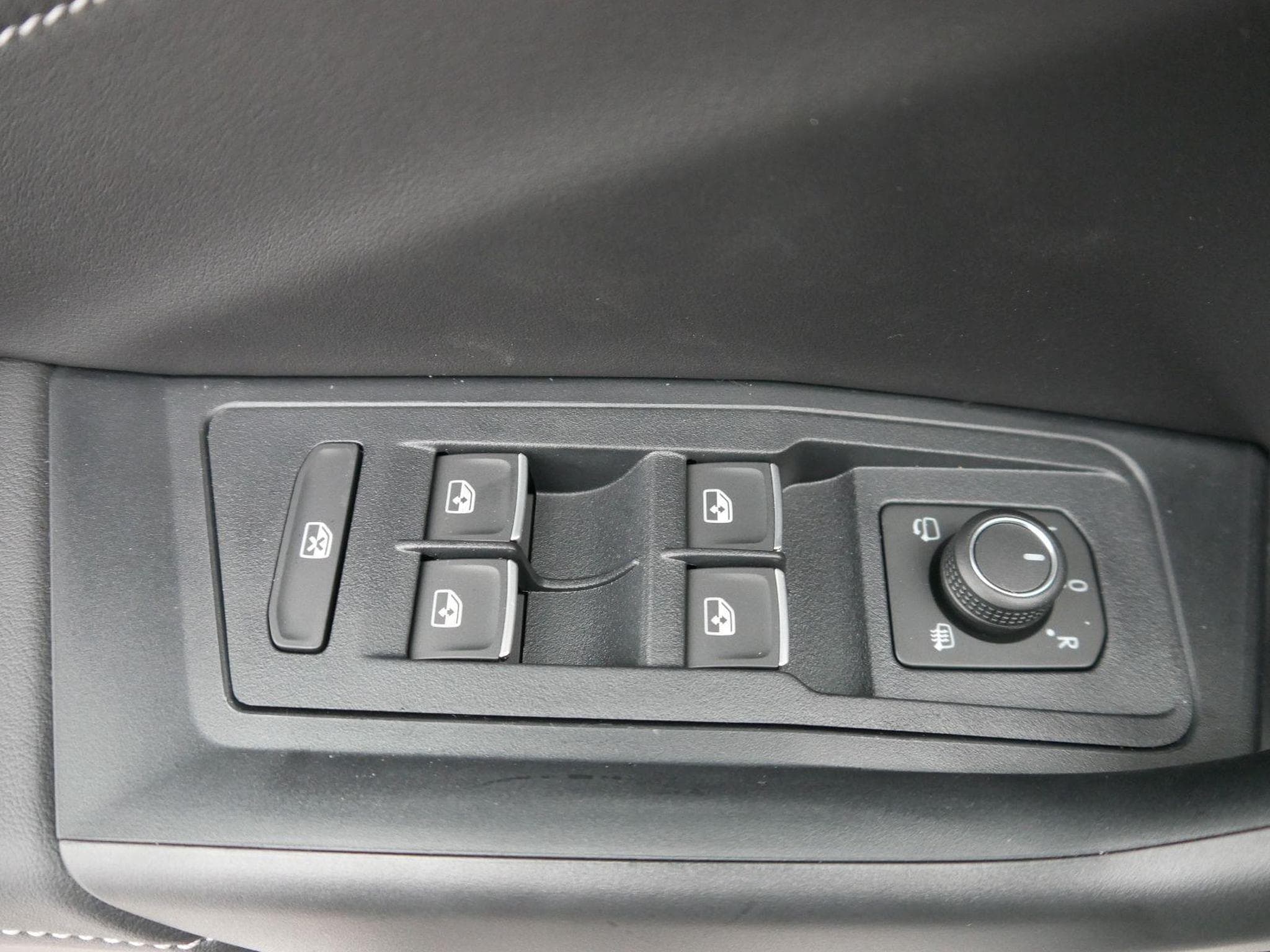 VW T-Roc Style (2026) - Foto 9