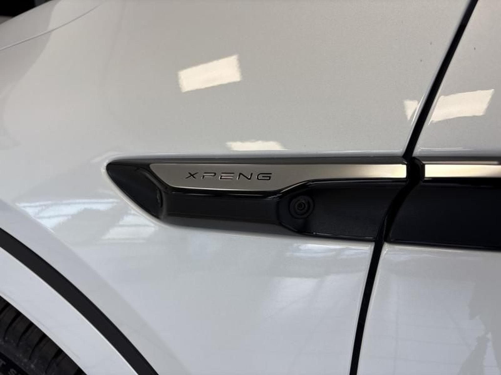 Xpeng G6 485ch 80,8kWh AWD Performance (2025) - Foto 14