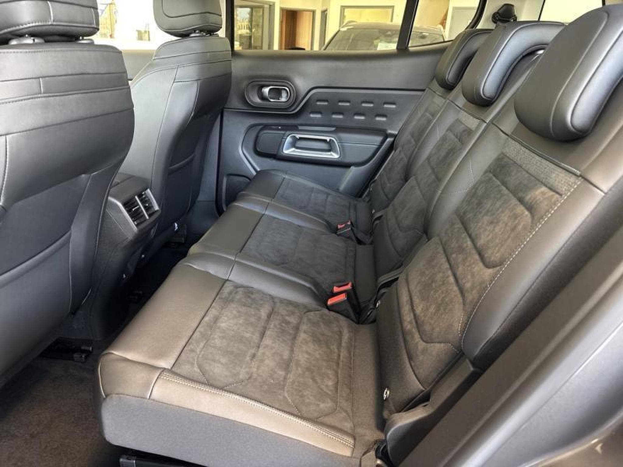 Citroën C5 Aircross C5 Aircross BlueHDi 130ch MAX EAT8 TOIT PANO (2026) - Photo 37