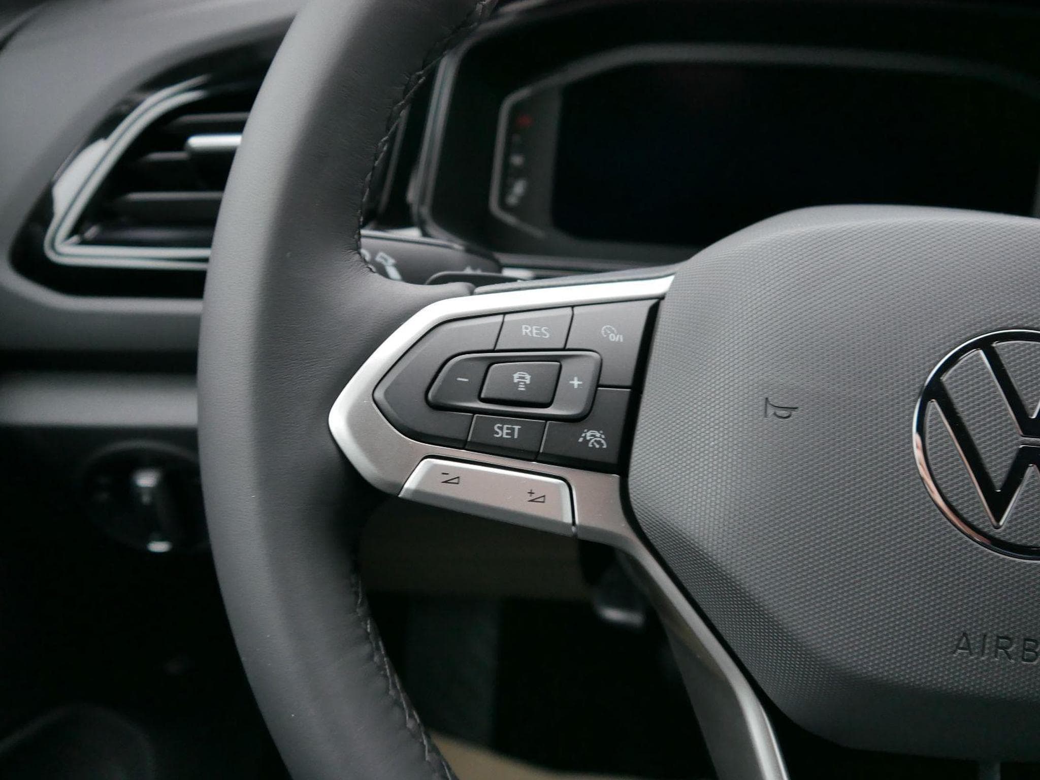 VW T-Roc Black Style (2026) - Foto 14