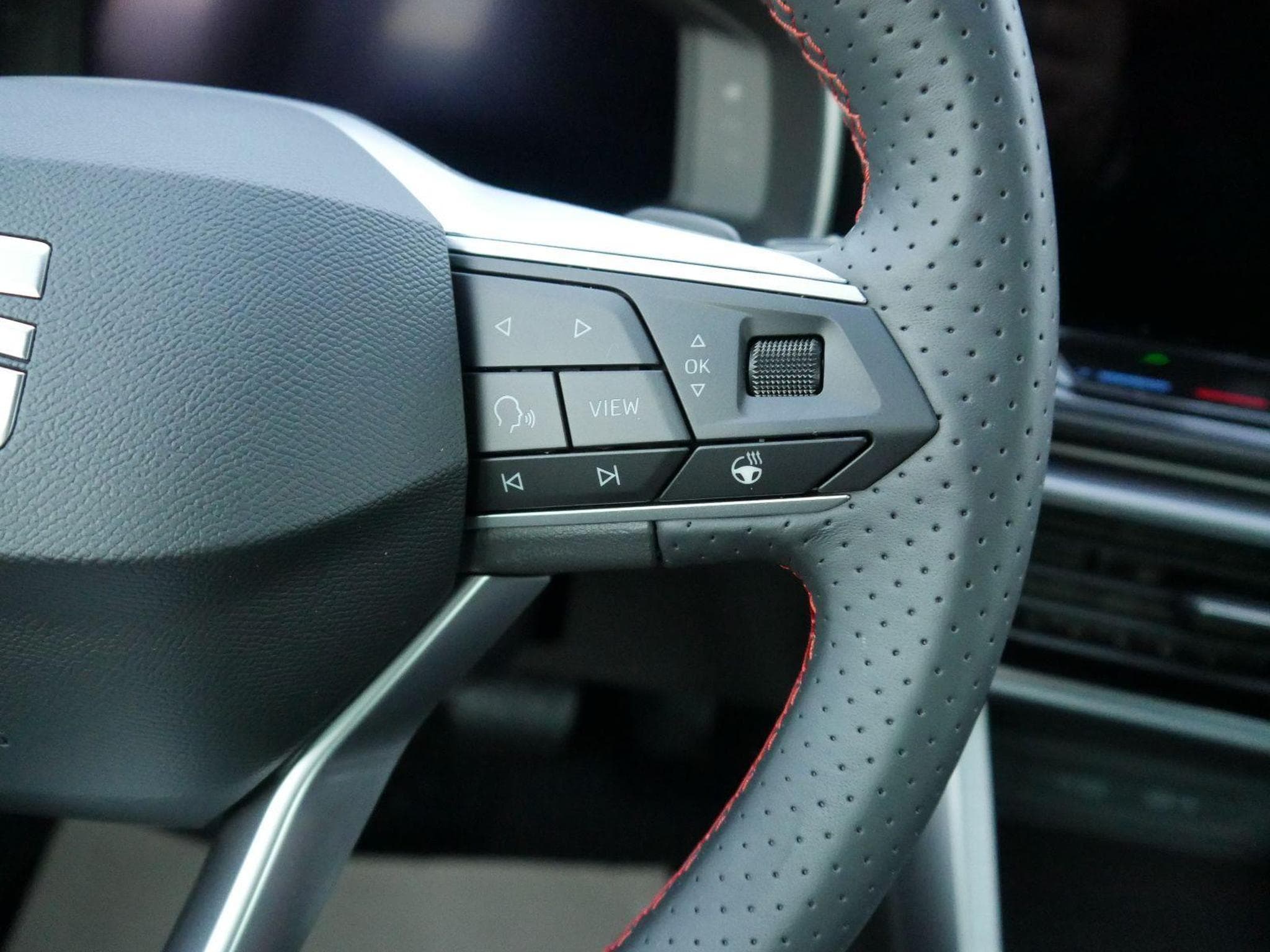 Seat Leon FR 1.5 eTSI (2025) - Foto 13