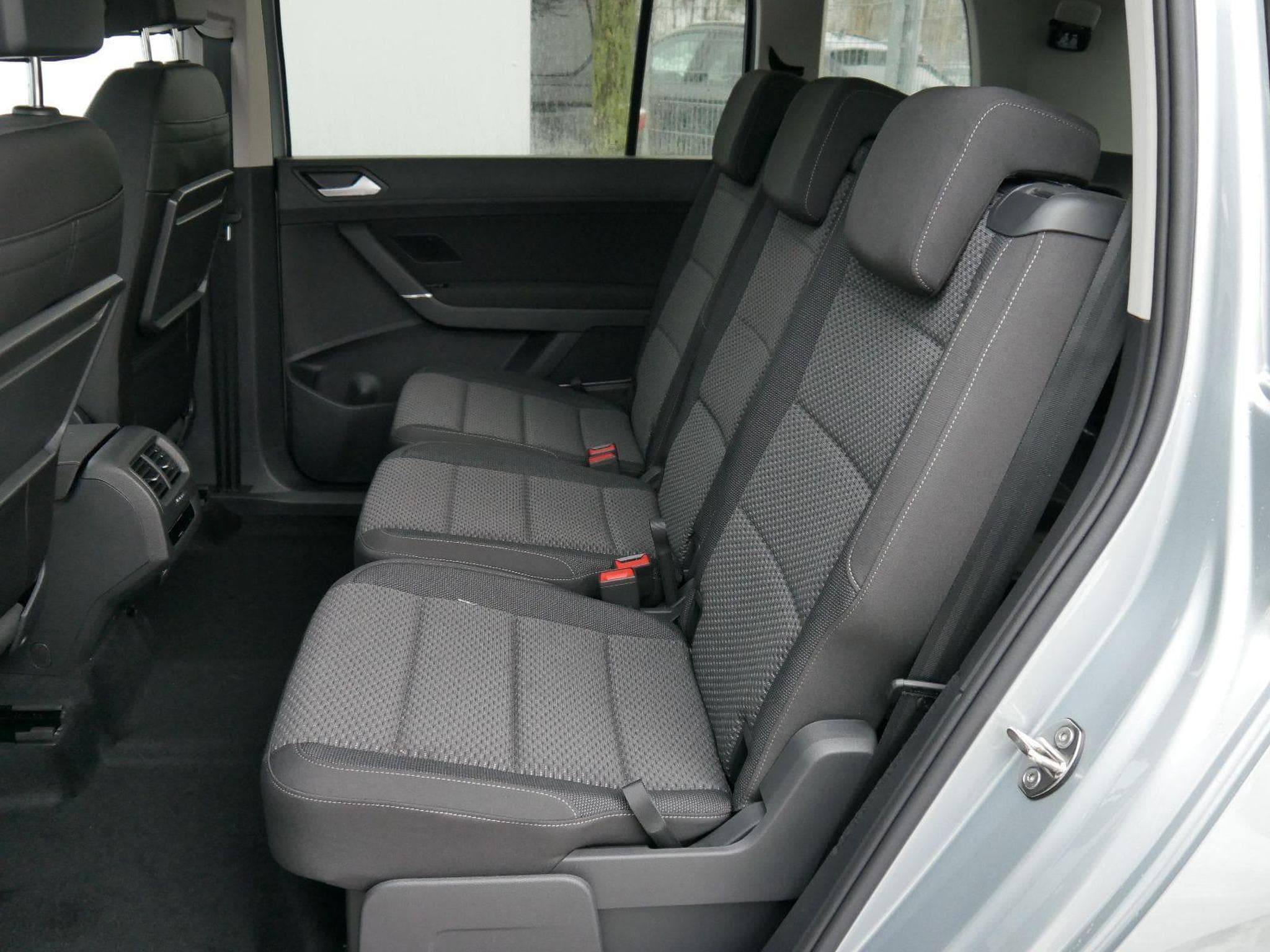 VW Touran Comfortline (2026) - Foto 8