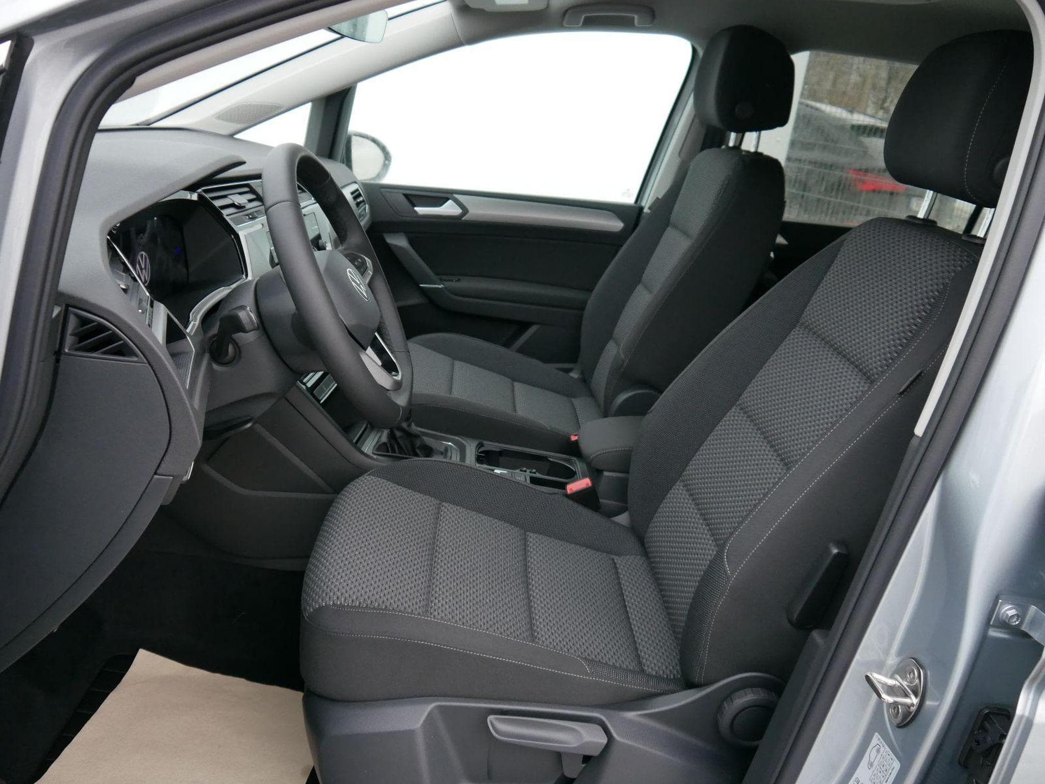 VW Touran Comfortline (2026) - Foto 9