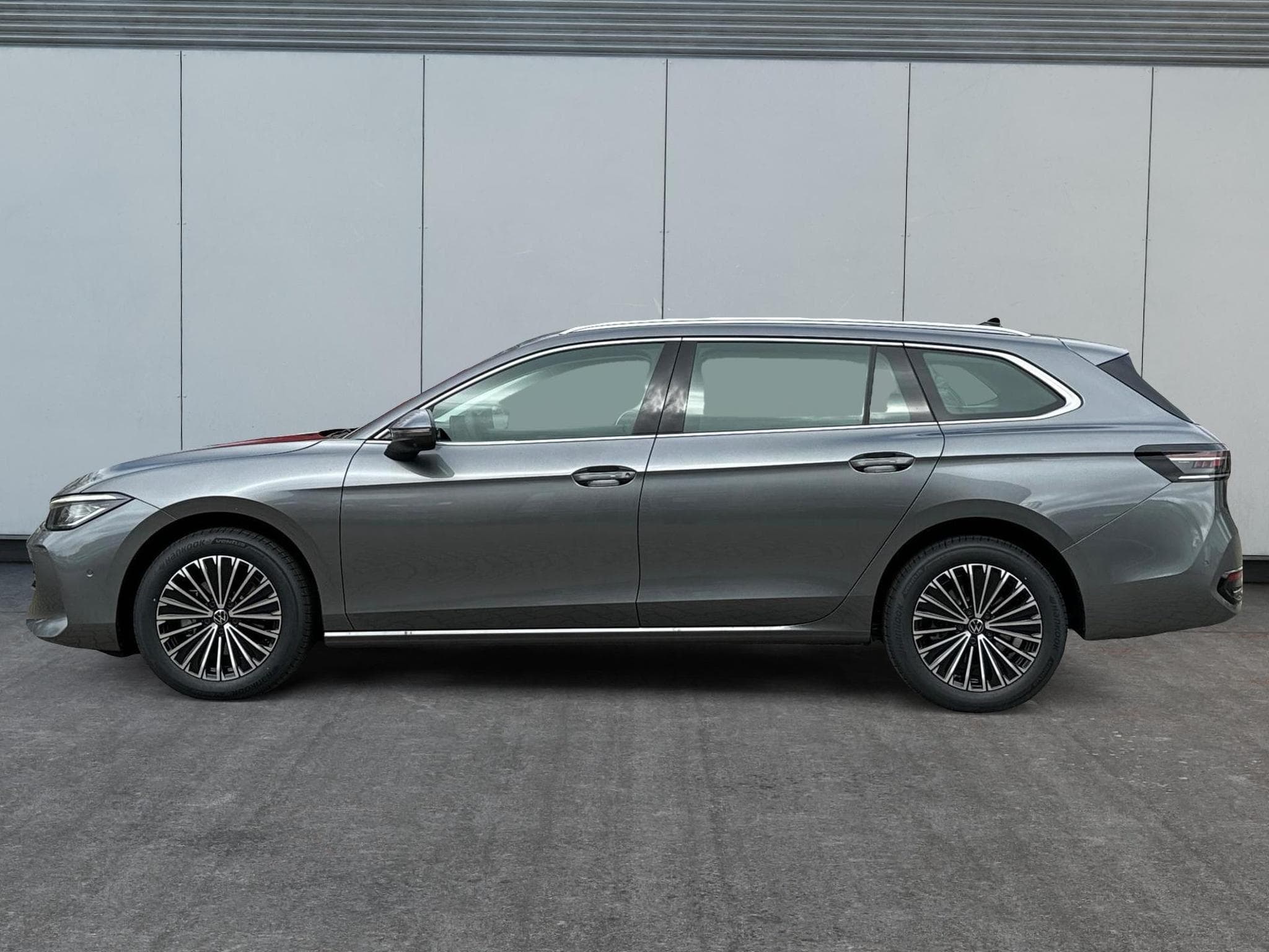 VW Passat Variant Elegance (2026) - Foto 2