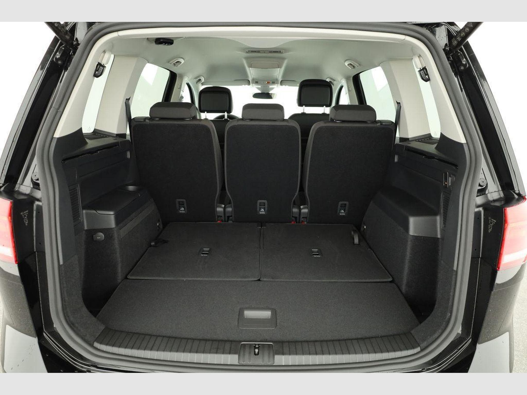 VW Touran Comfortline BMT/Start-Stopp (2026) - Foto 11