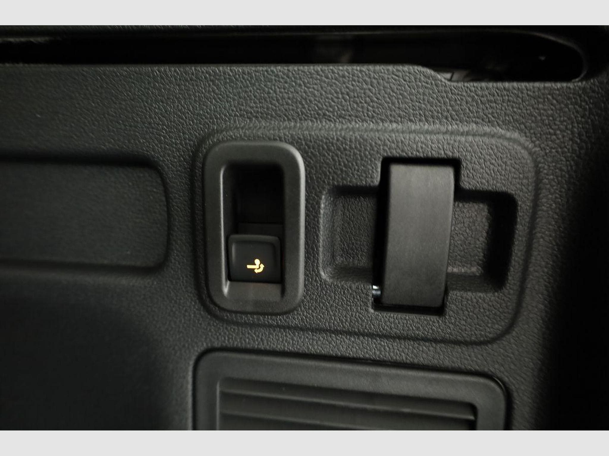 VW Touran Comfortline BMT/Start-Stopp (2026) - Foto 12