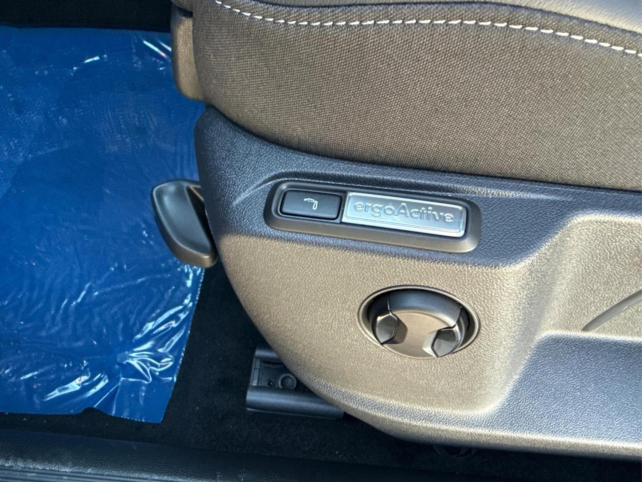 VW T-Roc Black Style 1,5 (2026) - Foto 9