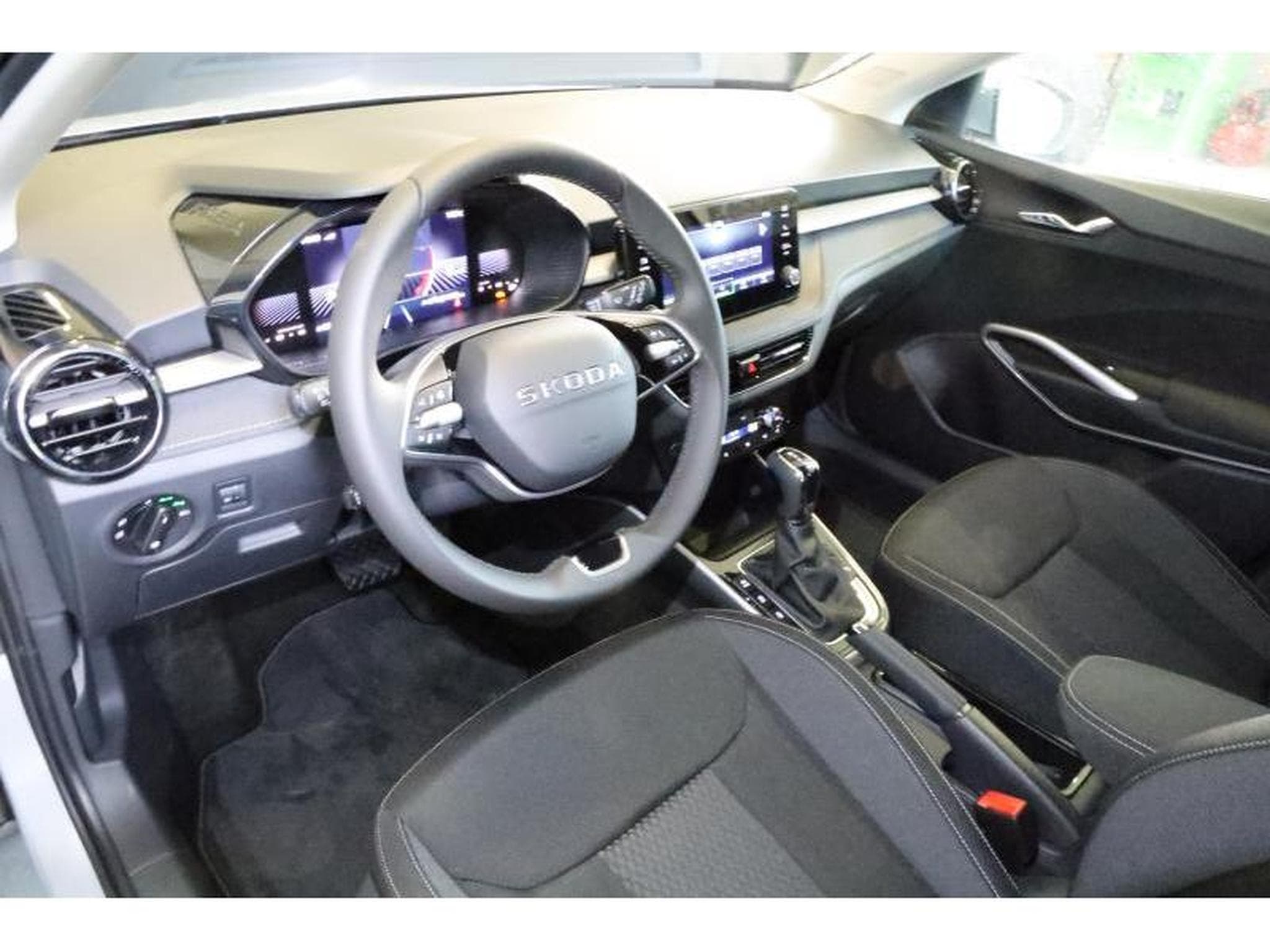 Skoda Fabia Selection (2025) - Foto 12