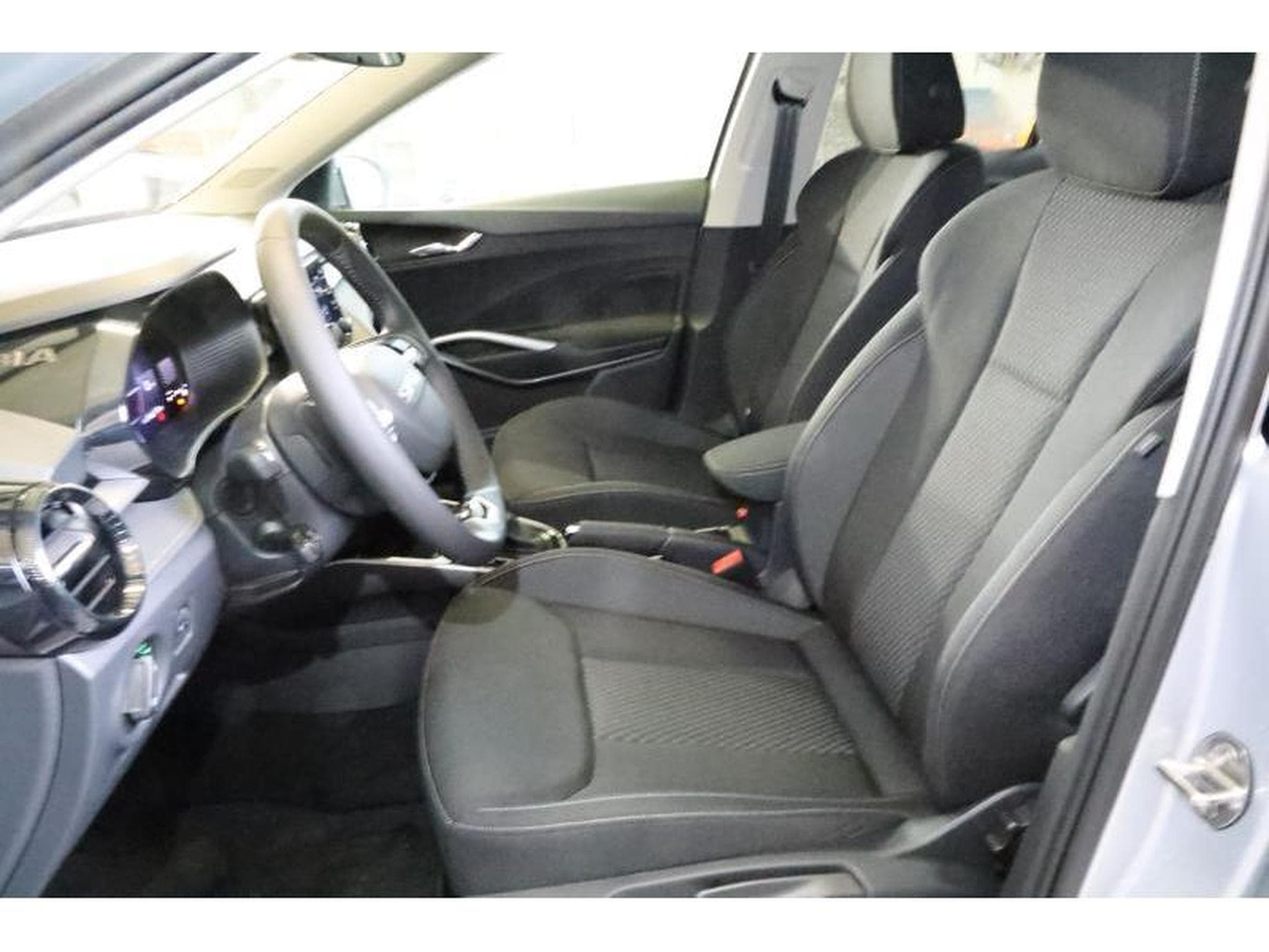 Skoda Fabia Selection (2025) - Foto 6