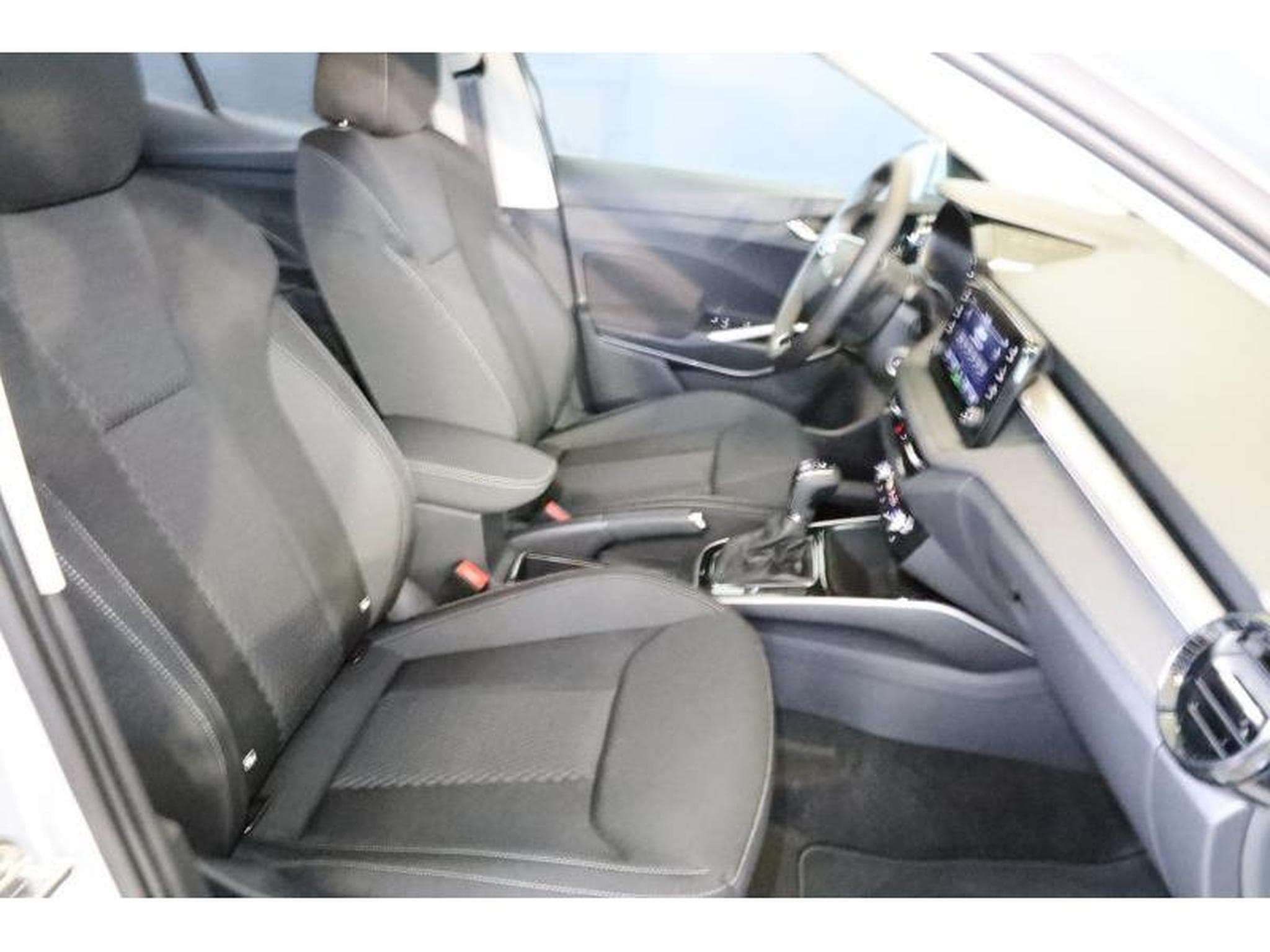 Skoda Fabia Selection (2025) - Foto 9